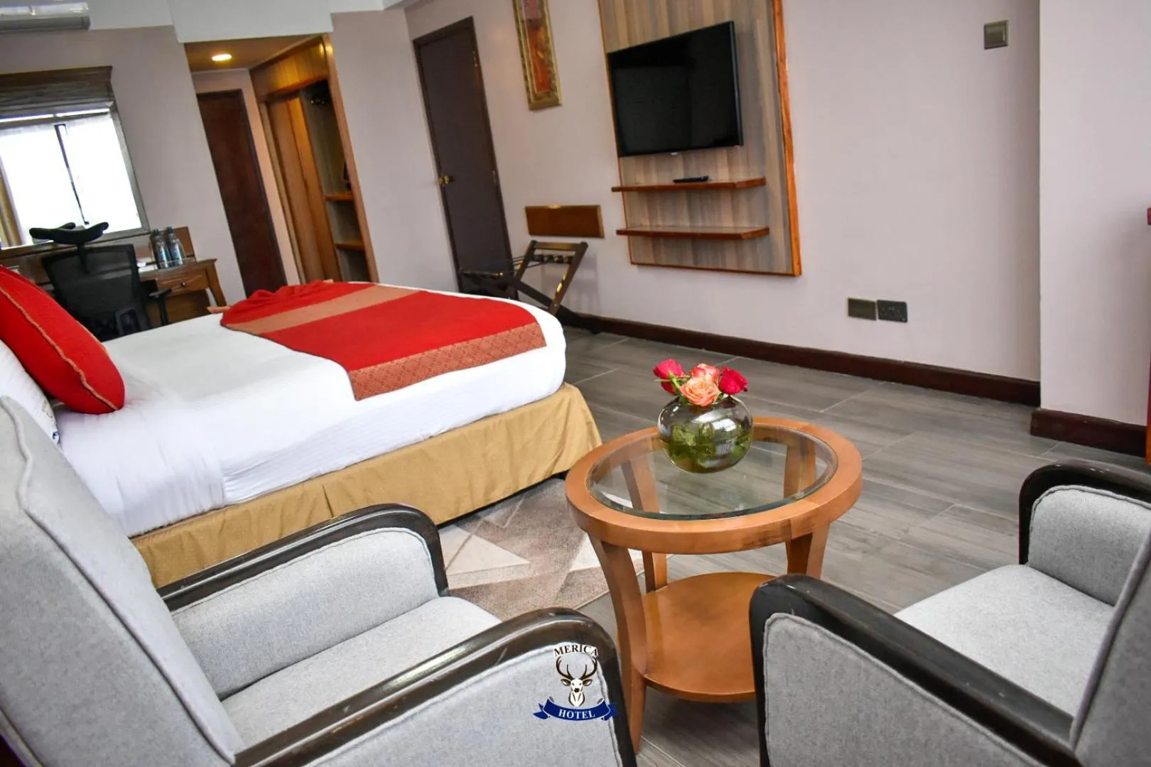 Bedroom, Bed in Merica Hotel