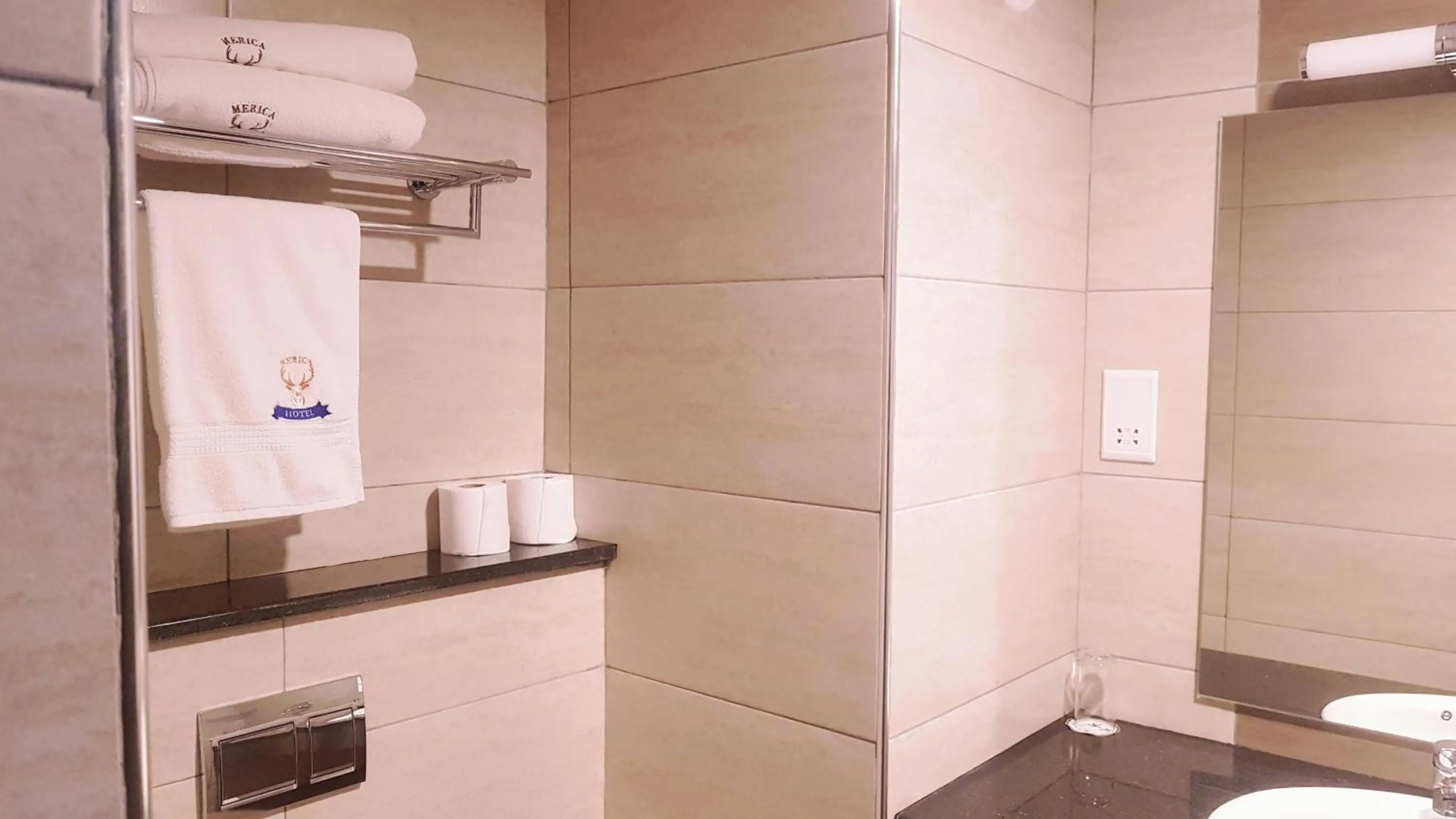 Shower in Merica Hotel