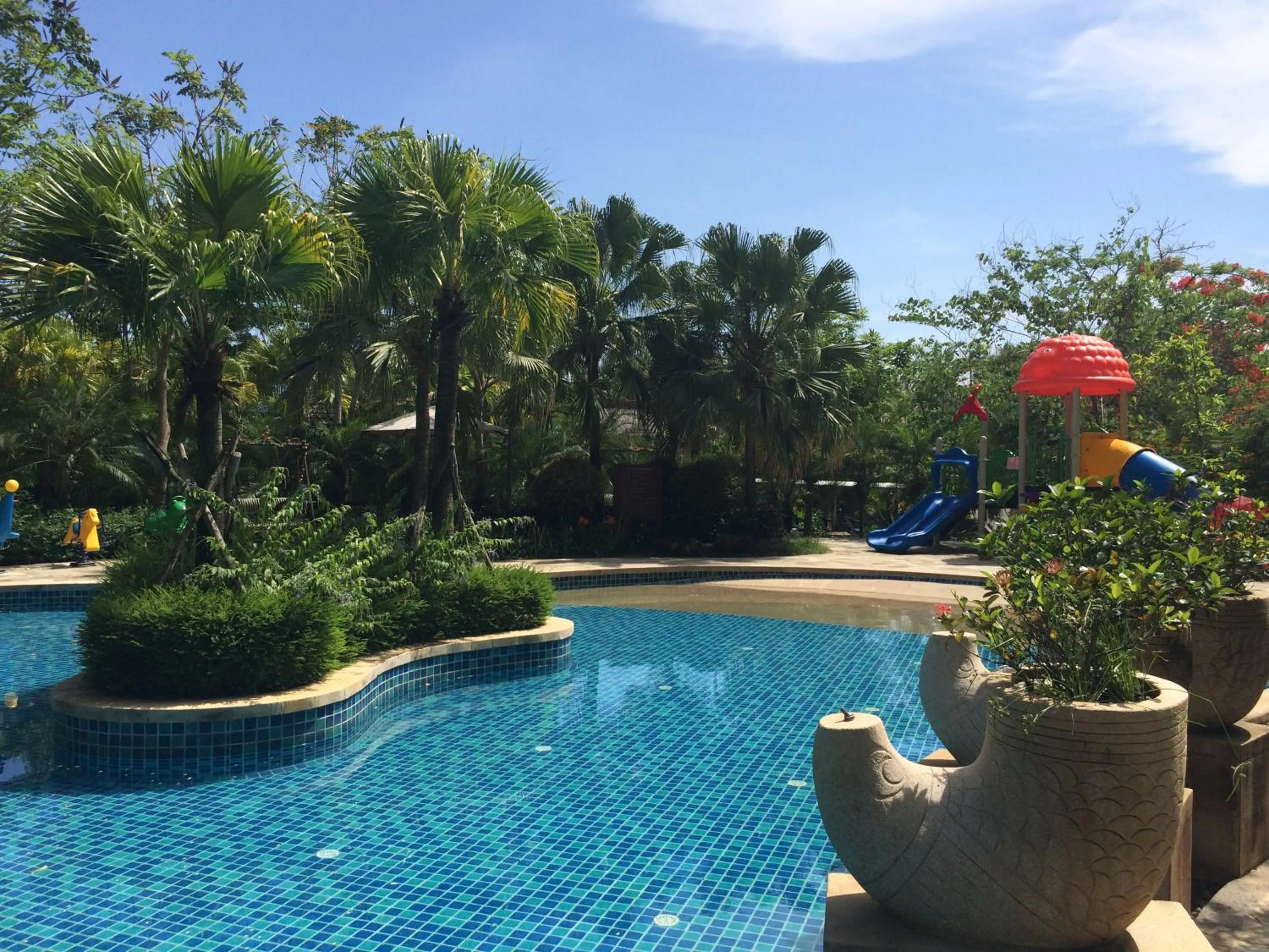 Swimming pool in Stony Brook Villa Jianguo Resort Sanya