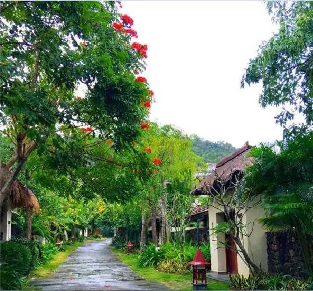 Street view in Stony Brook Villa Jianguo Resort Sanya