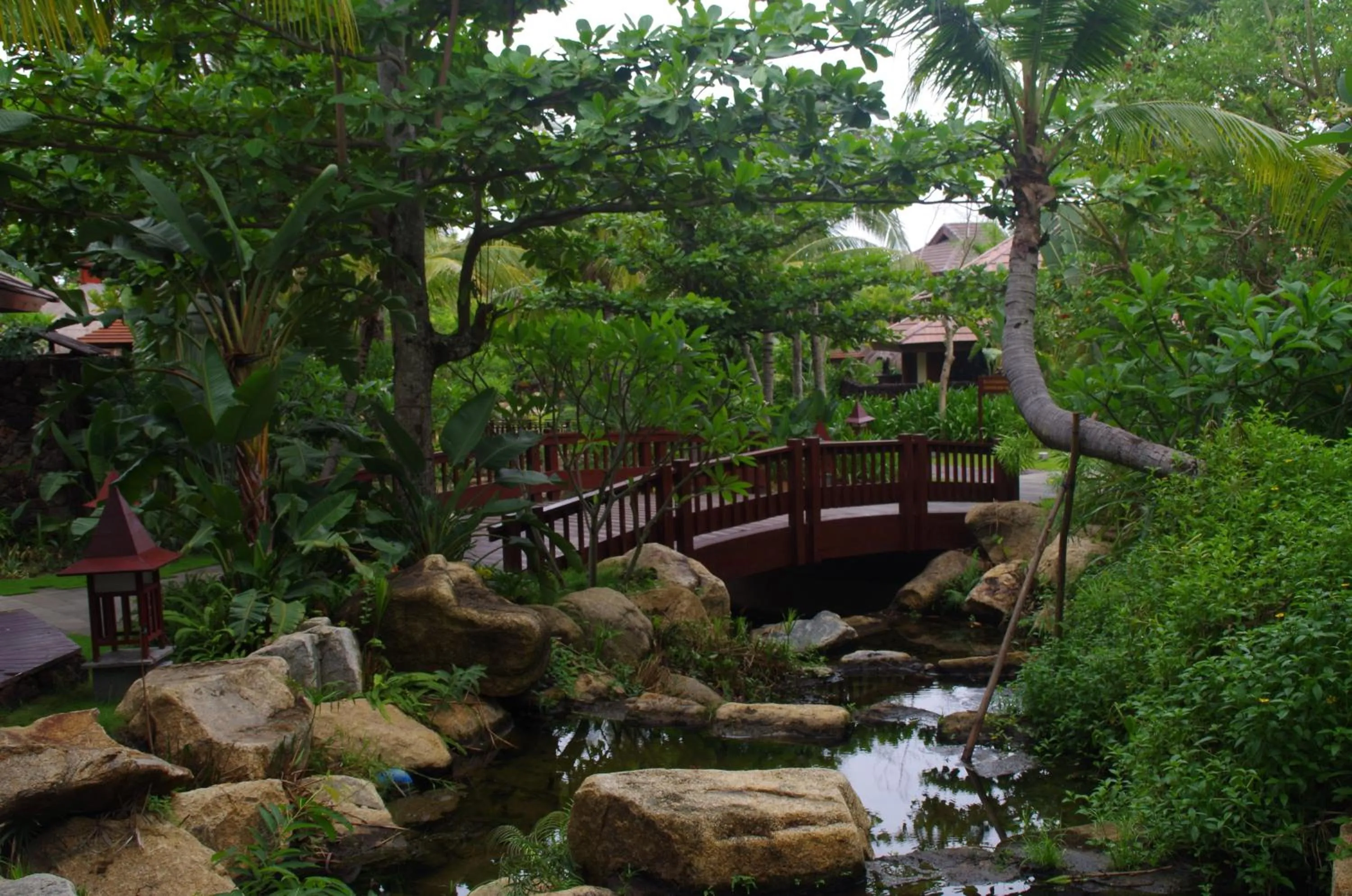 Garden in Stony Brook Villa Jianguo Resort Sanya