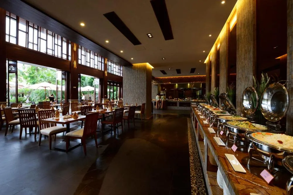 Restaurant/places to eat in Stony Brook Villa Jianguo Resort Sanya