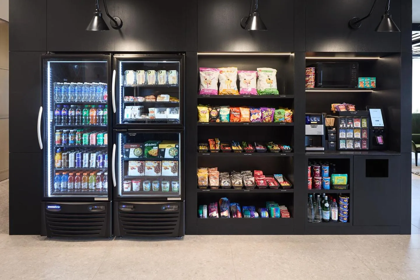 Supermarket/grocery shop in Hyatt Place Montreal Airport