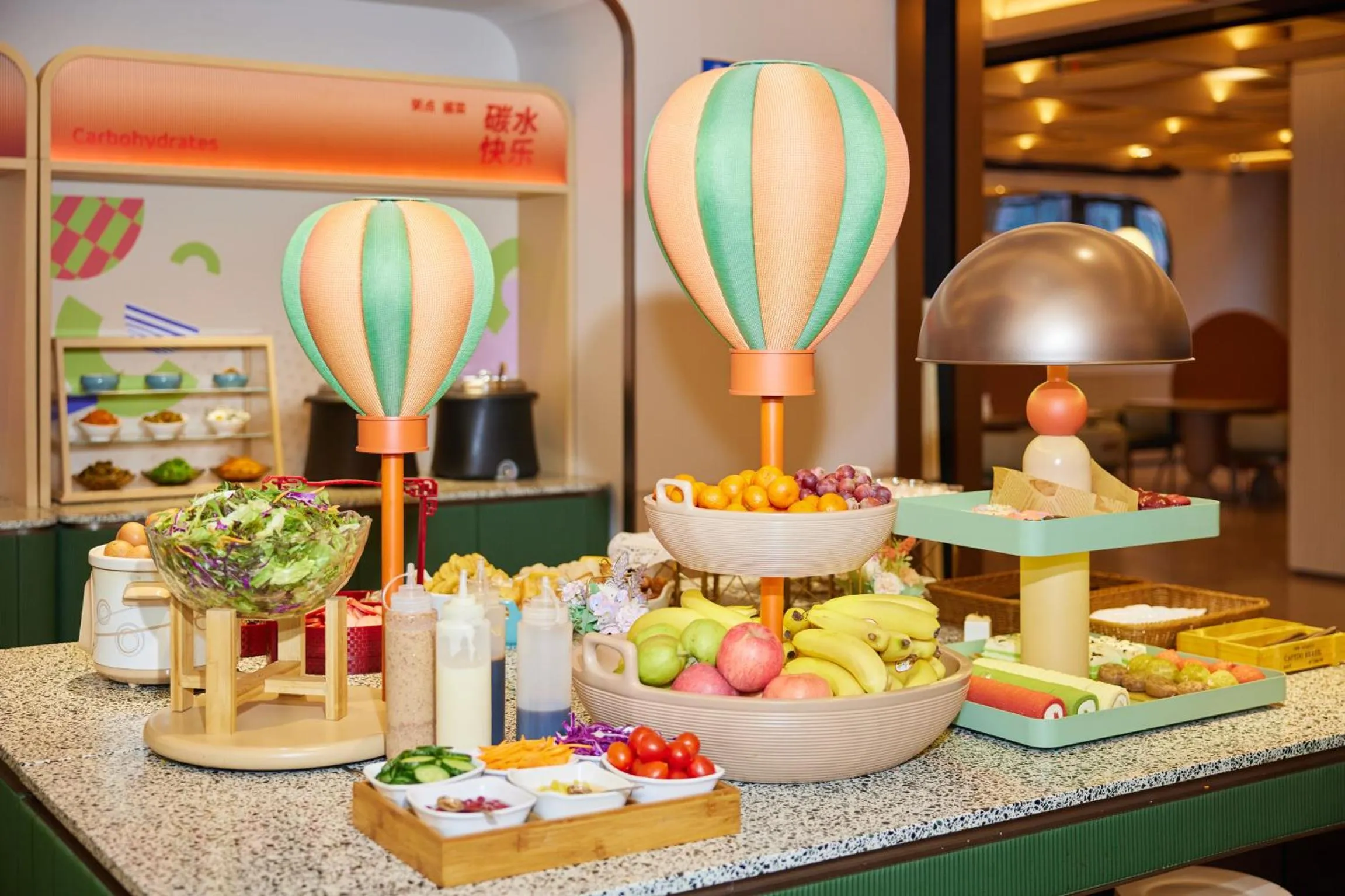 Restaurant/places to eat in Orange Hotel Shanghai Hongkou Football Stadium Branch