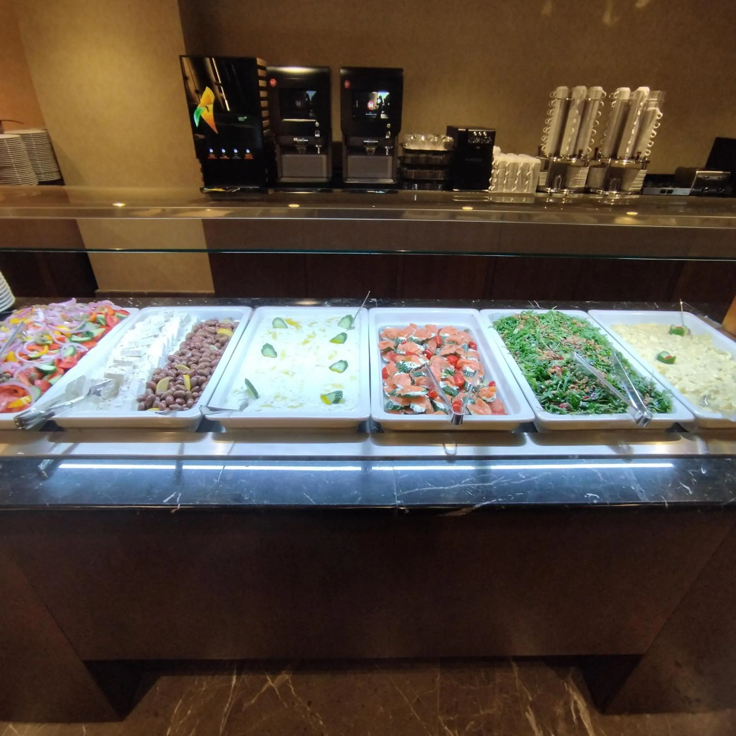 Restaurant/places to eat in Great Athens Hotel