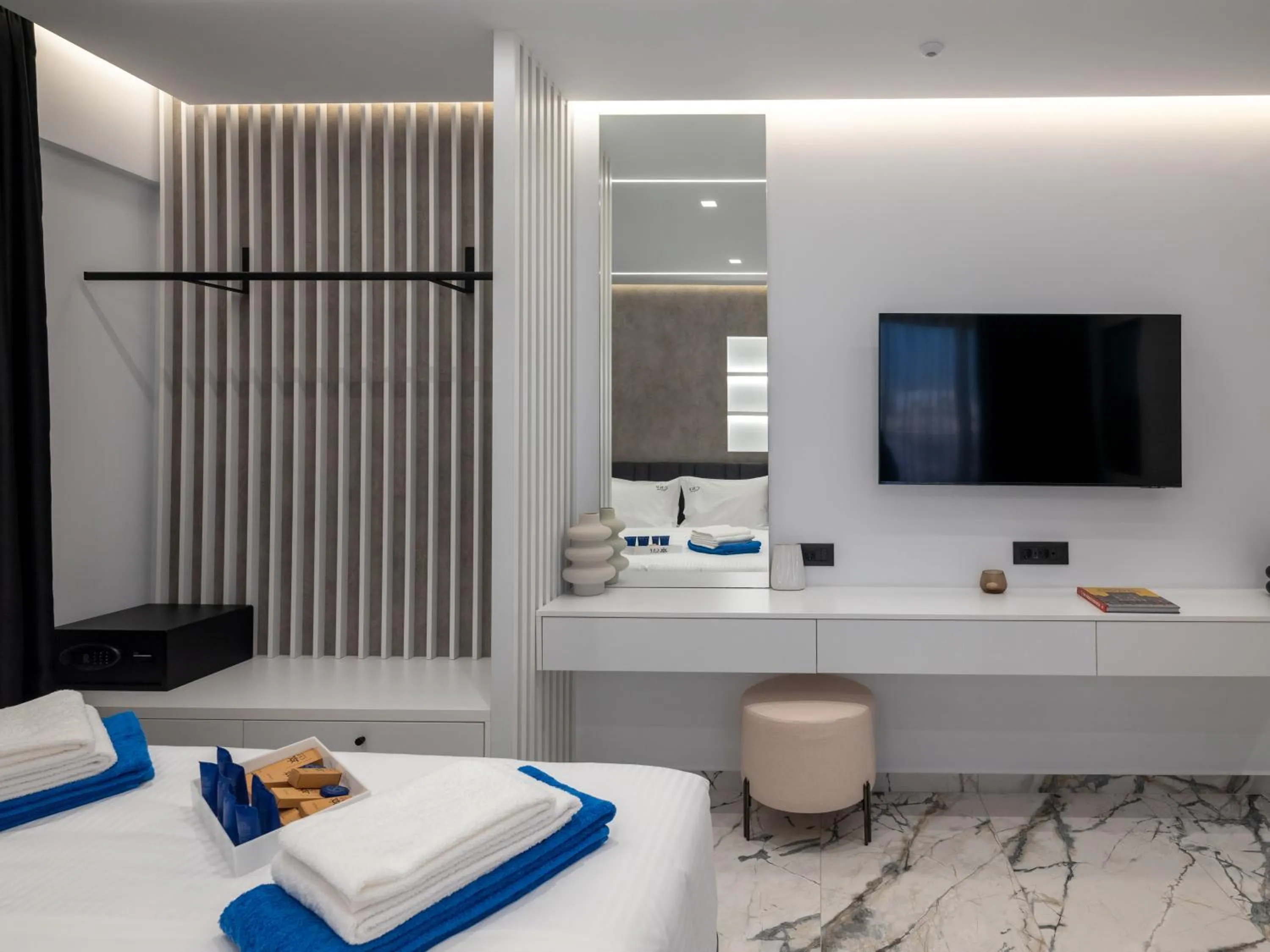 Bed in Captain Napoleon Paterakis CNP Luxurious Suites