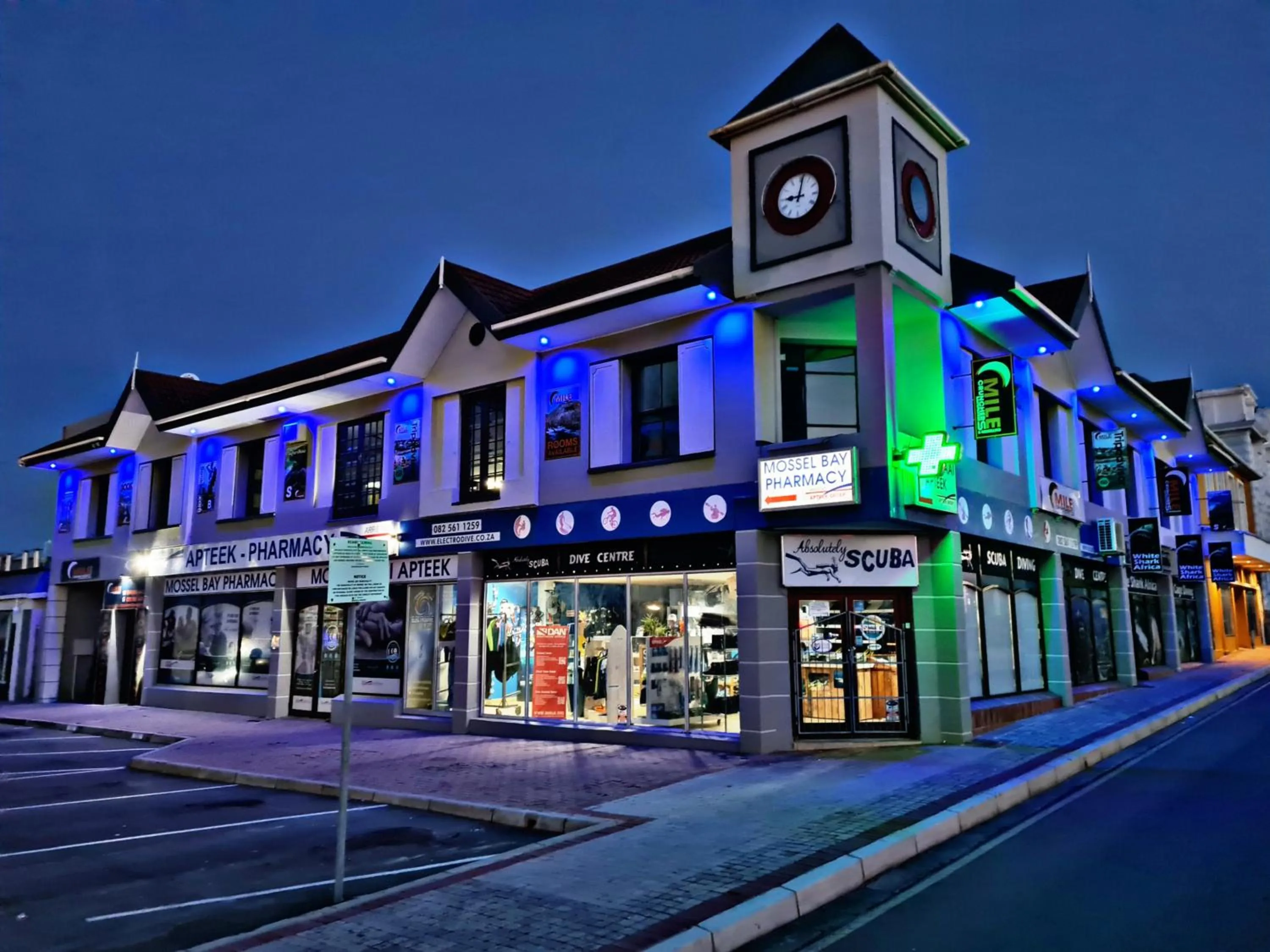 Property building in Mile Crunchers Backpackers & Hostelling