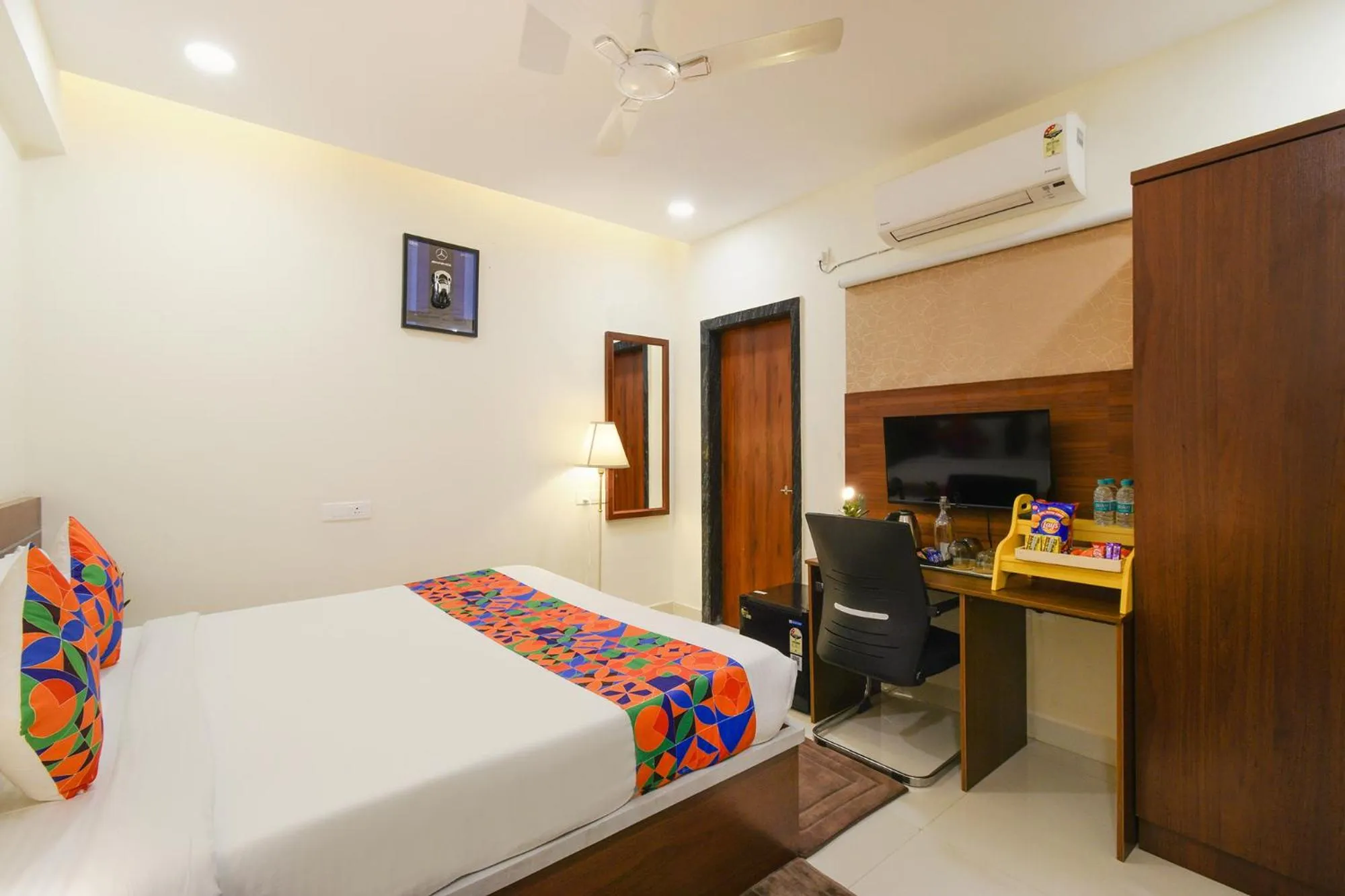 Bed in FabHotel Prime Cozy - Nr Yashoda Hospital, Hitech City