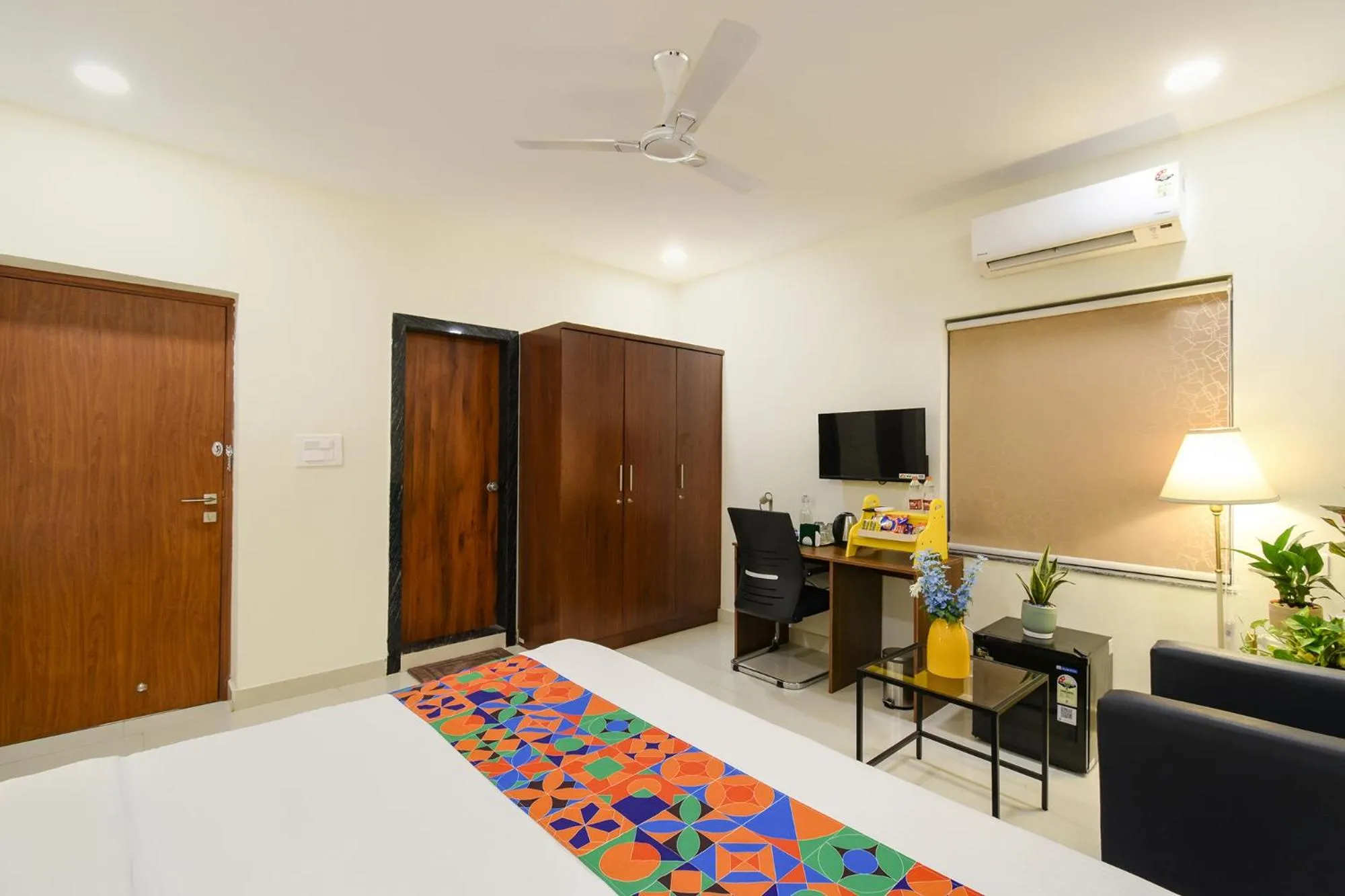 Bed in FabHotel Prime Cozy - Nr Yashoda Hospital, Hitech City