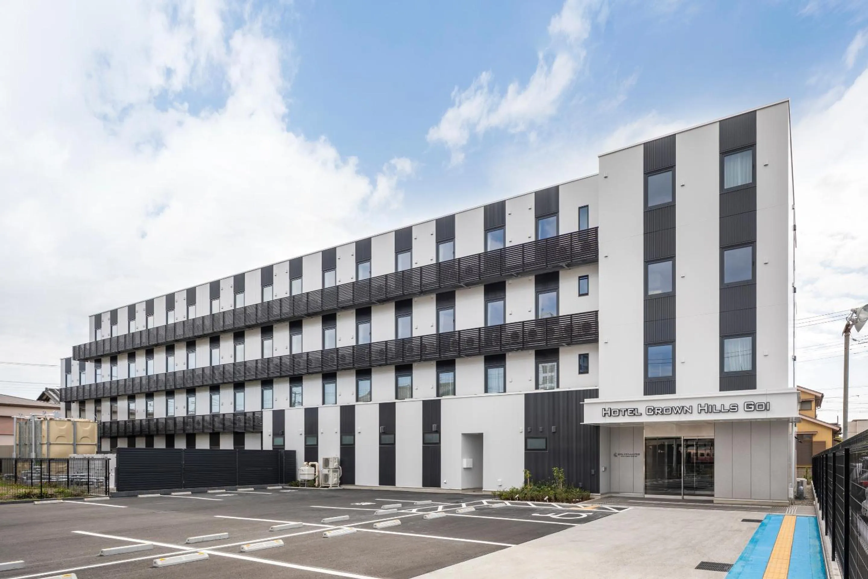 Hotel Crown Hills GOI