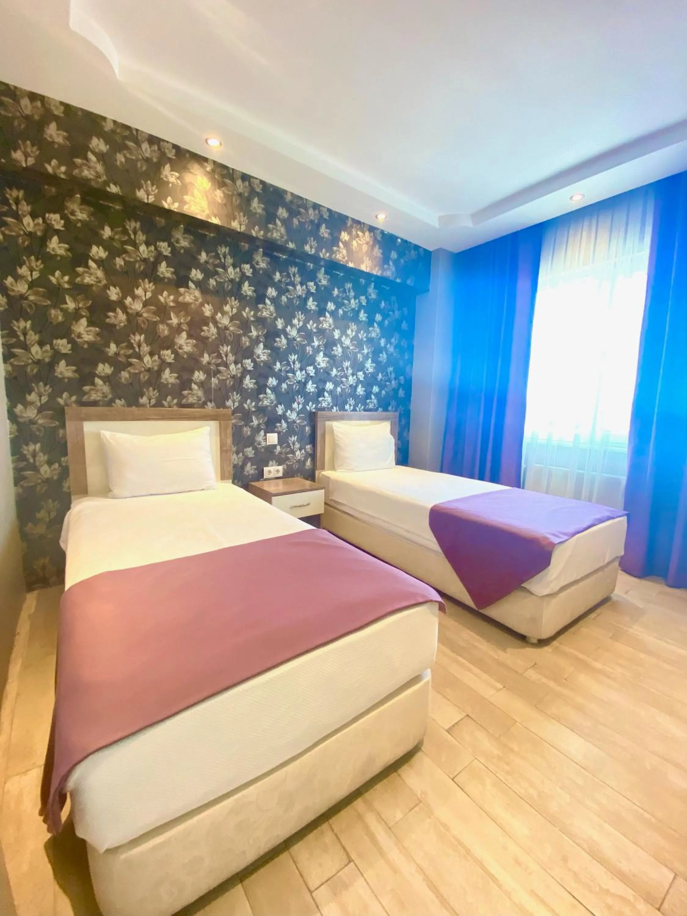 Bedroom, Bed in Udi Hotel