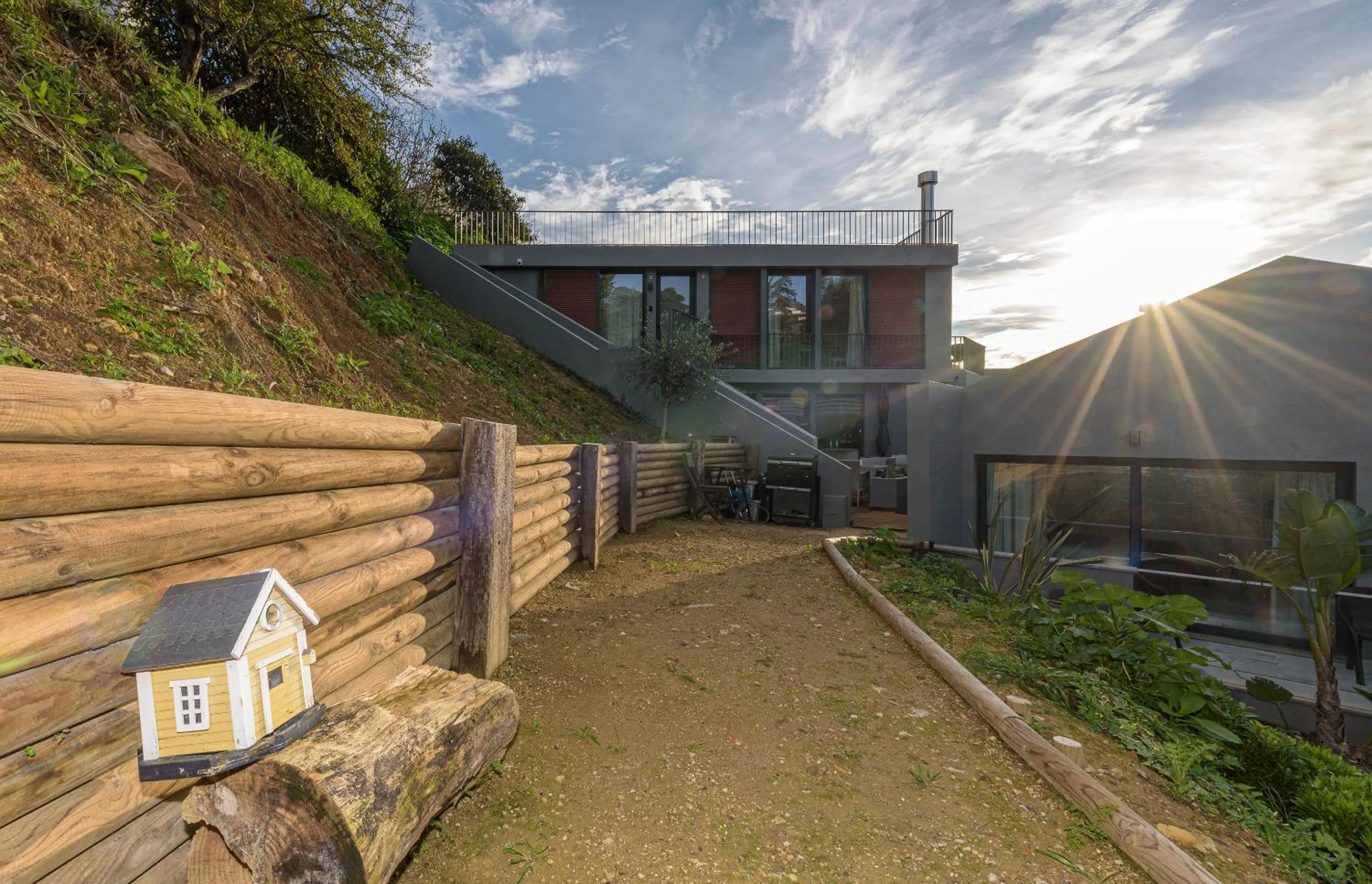 Garden in Estoril Village Guest House