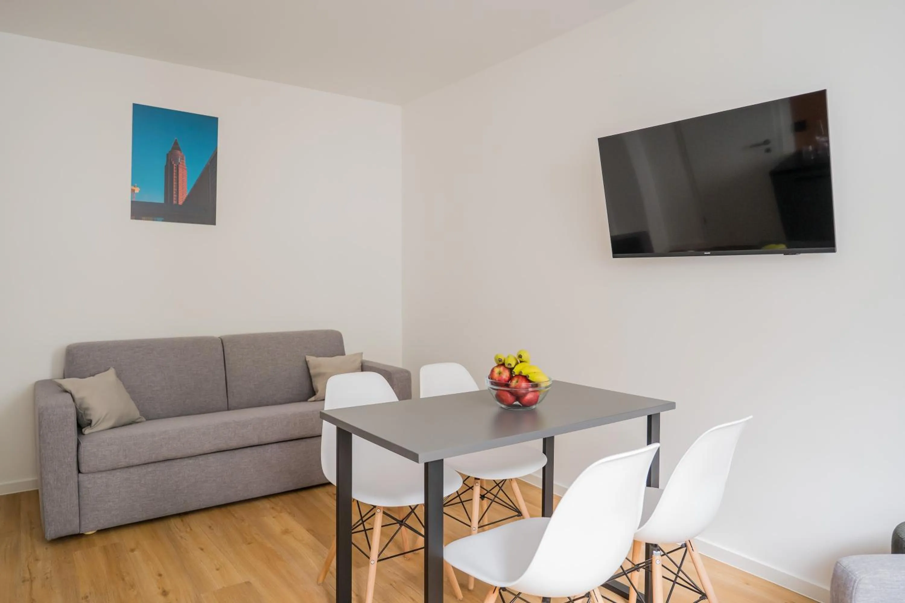 TV and multimedia in Homaris Apartments Nibelungen