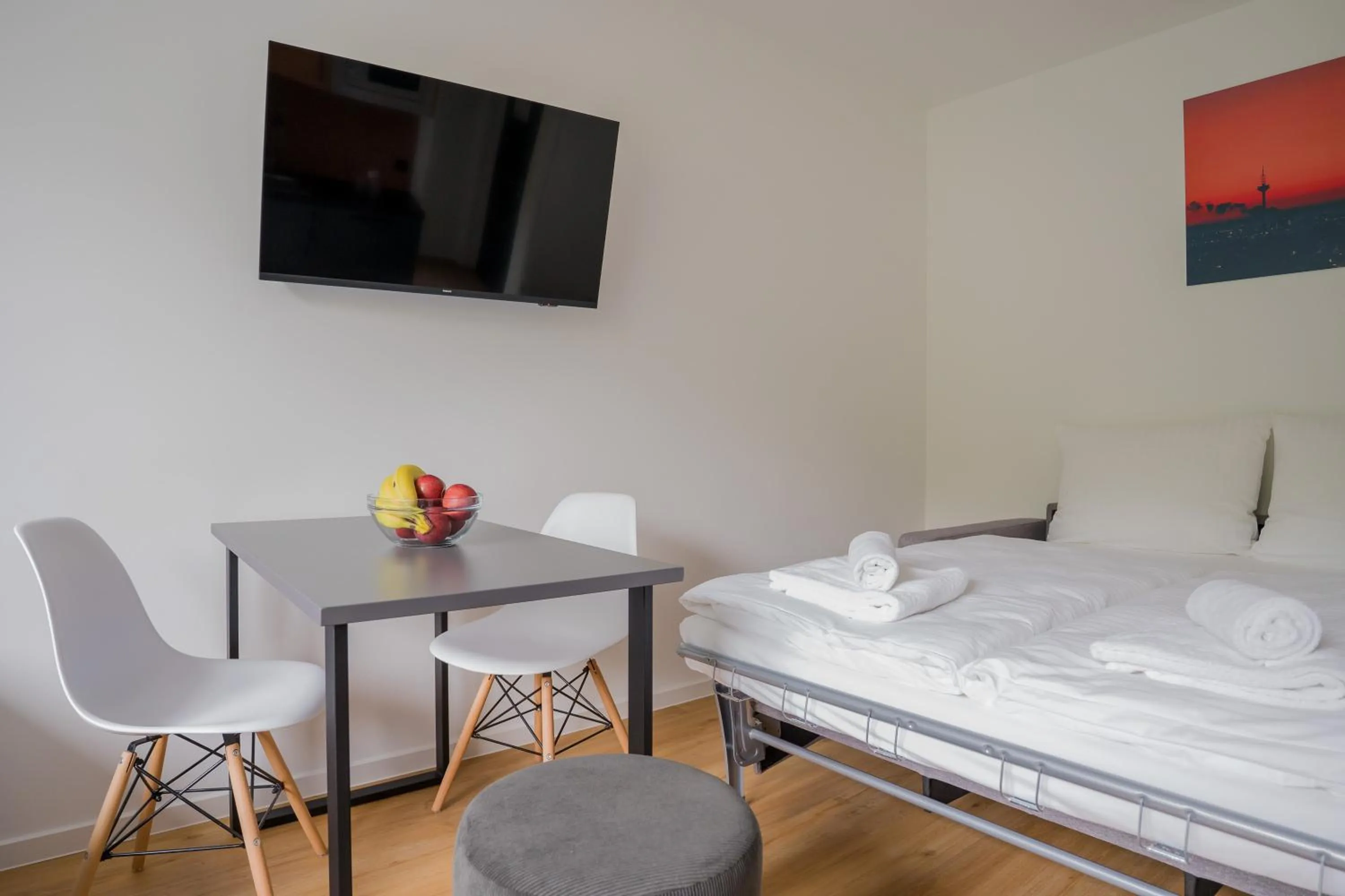 Bed in Homaris Apartments Nibelungen