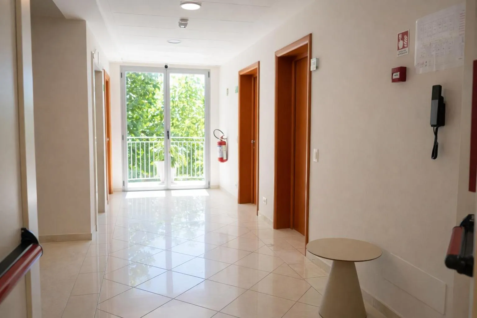 Communal lounge/ TV room in Hotel Regal