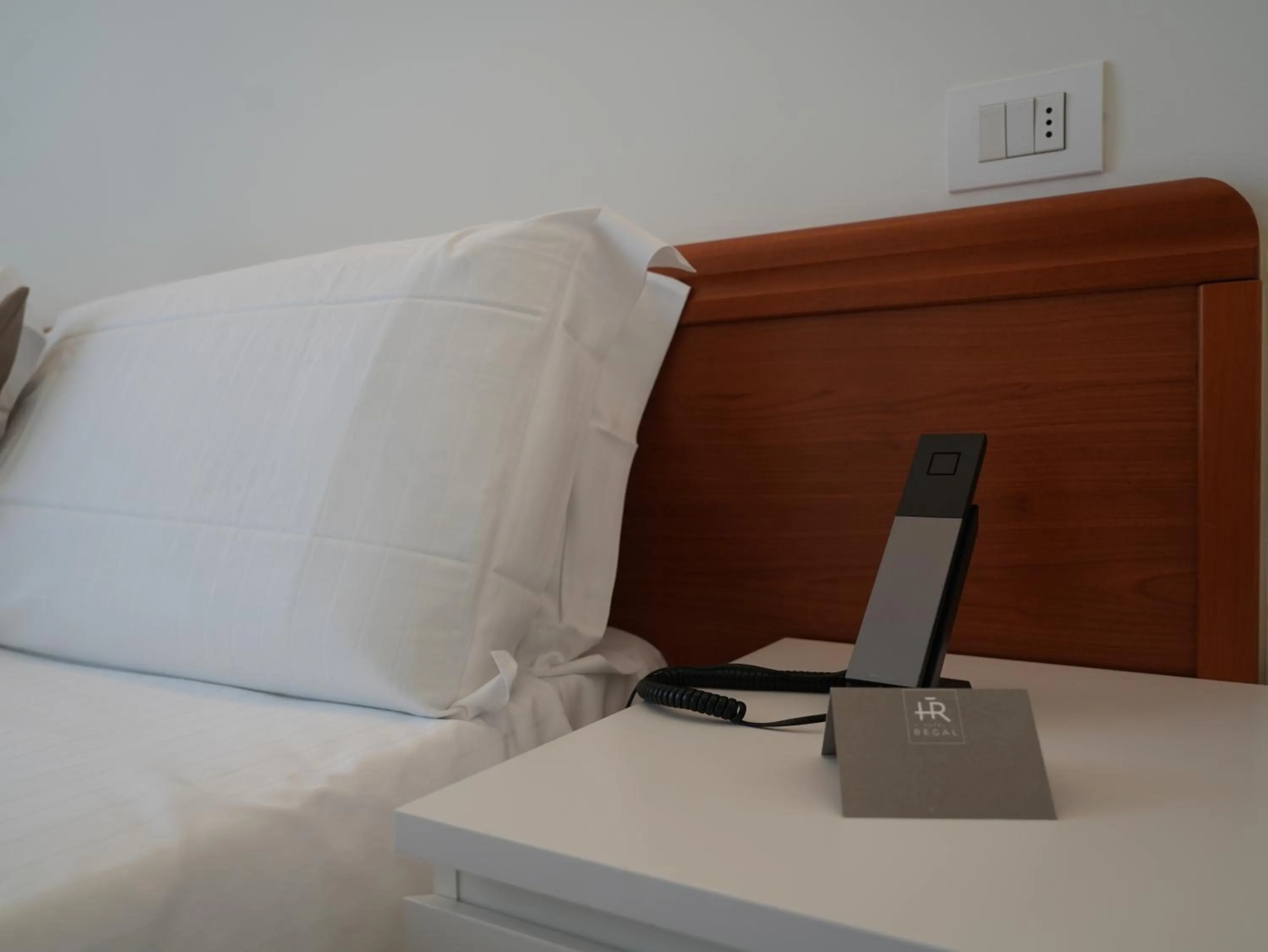 Bedroom, Bed in Hotel Regal