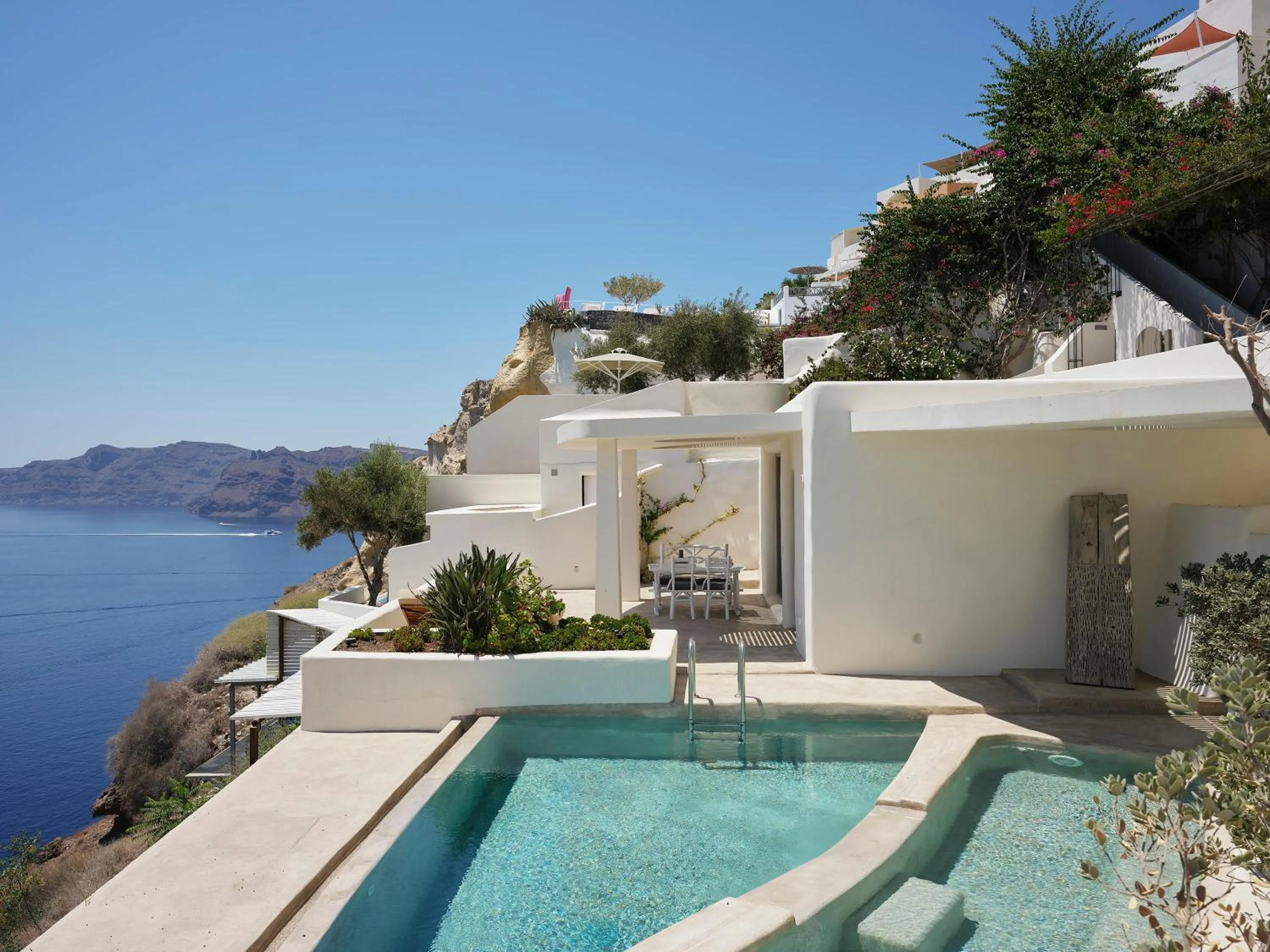 Photo of the whole room in Andronis Luxury Suites