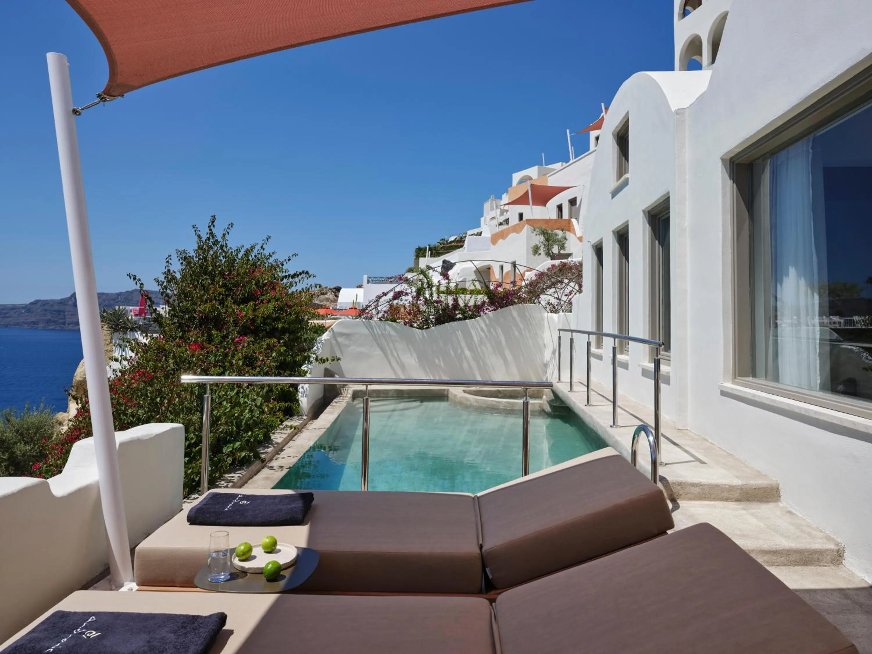 Photo of the whole room in Andronis Luxury Suites