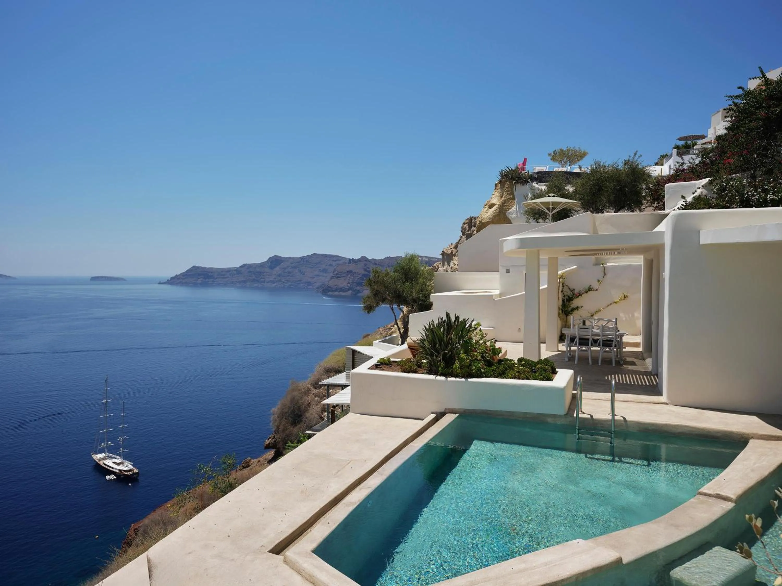 Photo of the whole room in Andronis Luxury Suites