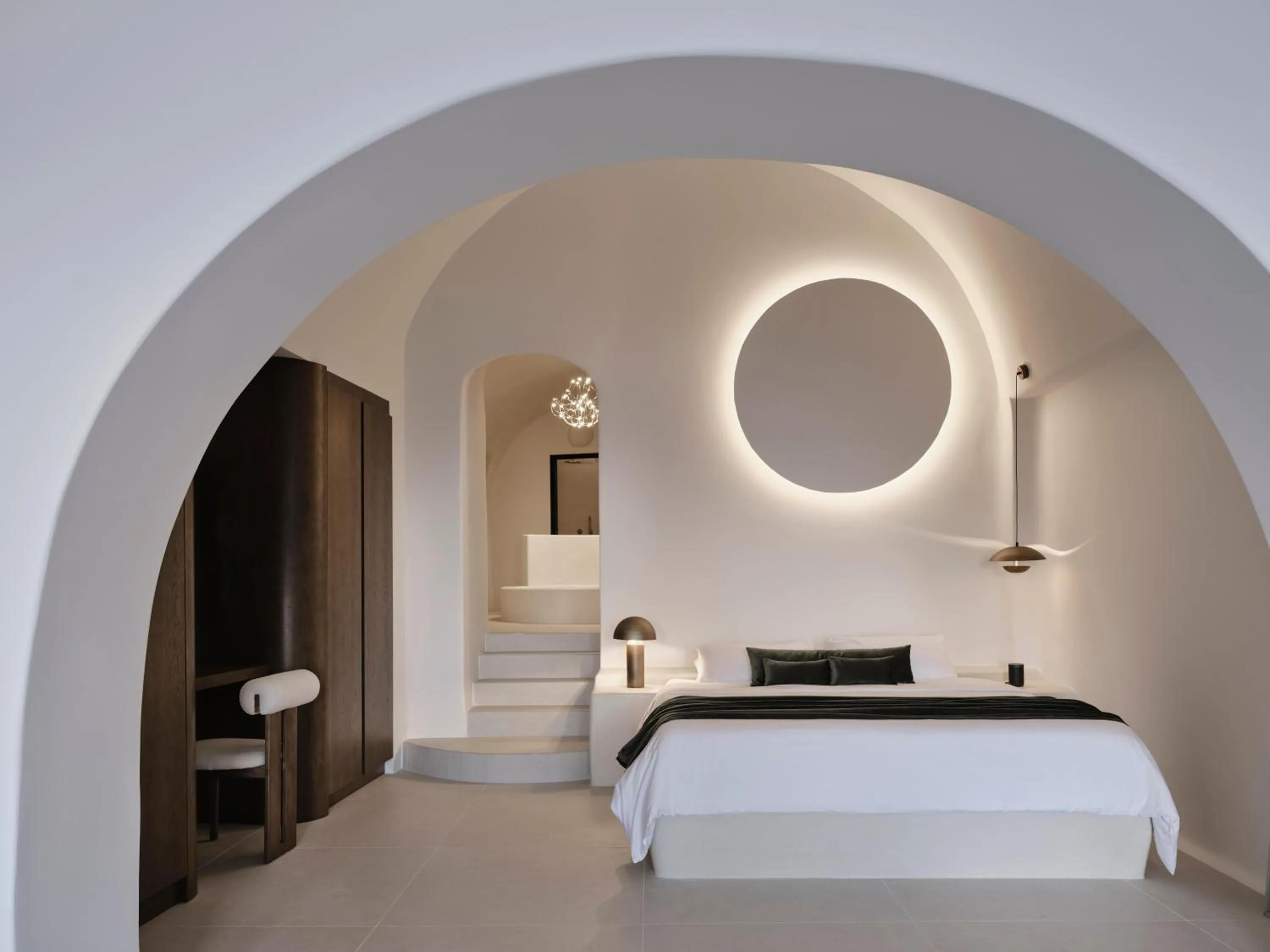 Photo of the whole room, Bed in Andronis Luxury Suites