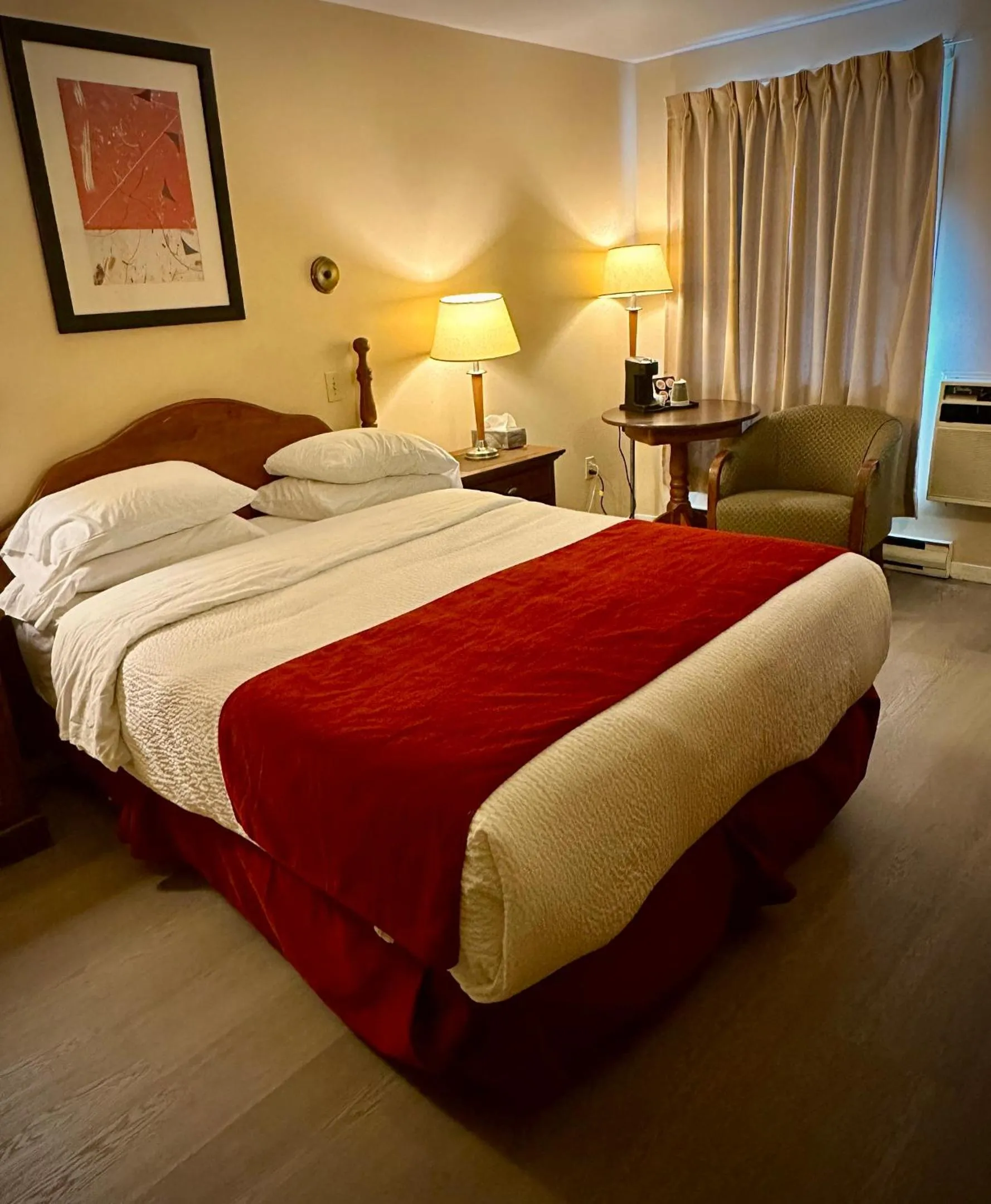 Bedroom, Bed in Ceilidh Country Lodge