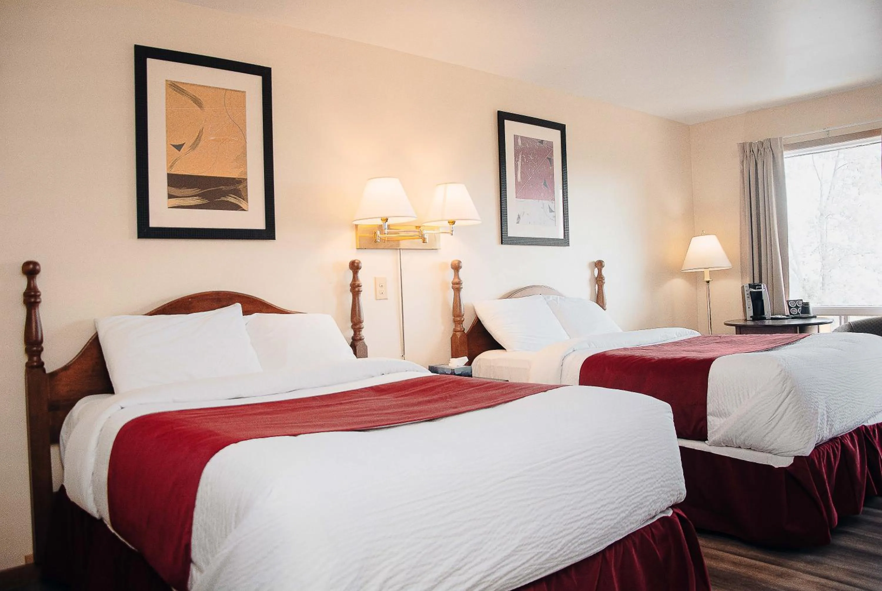 Property building, Bed in Ceilidh Country Lodge