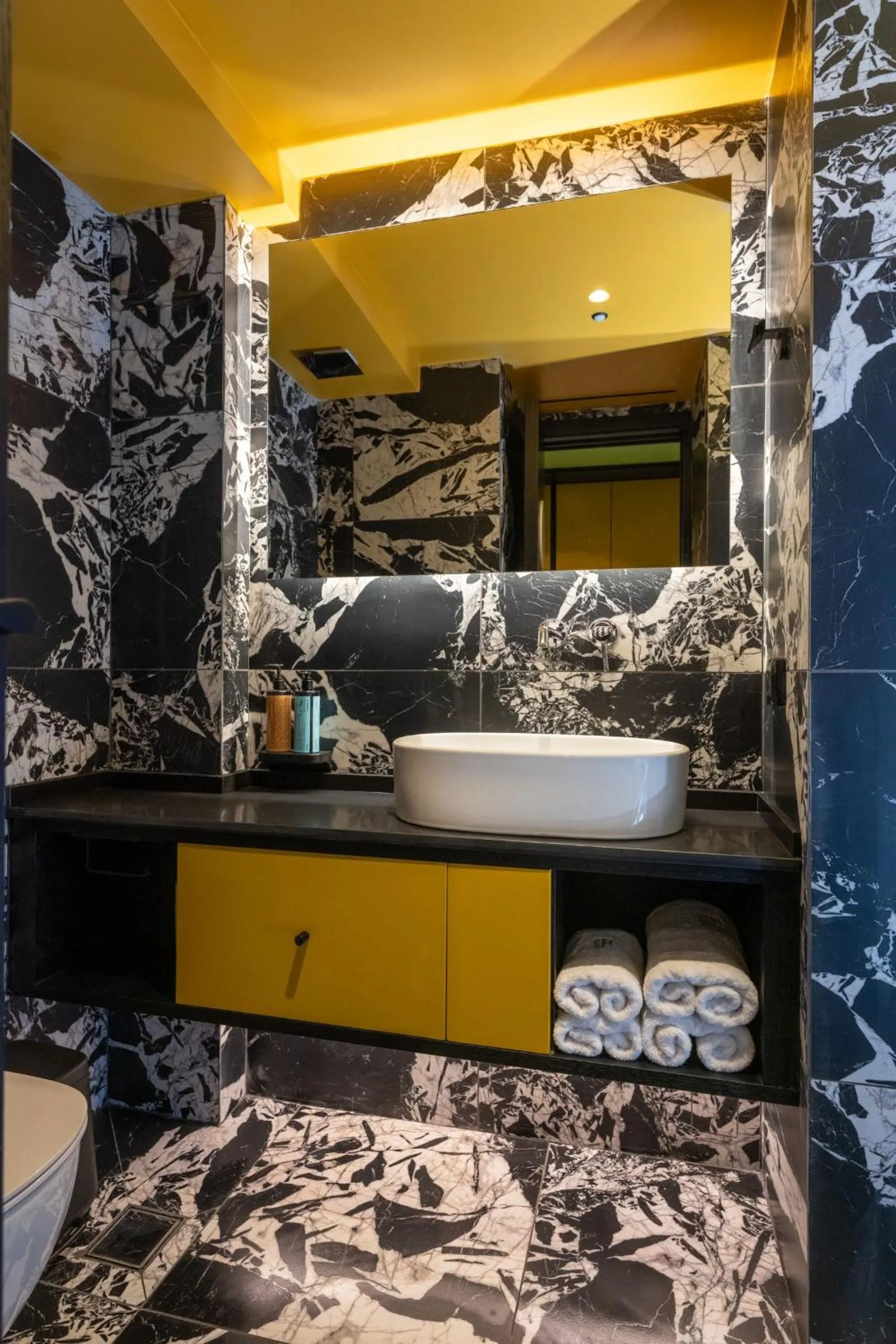 Bathroom in The Pal Living in a Concept