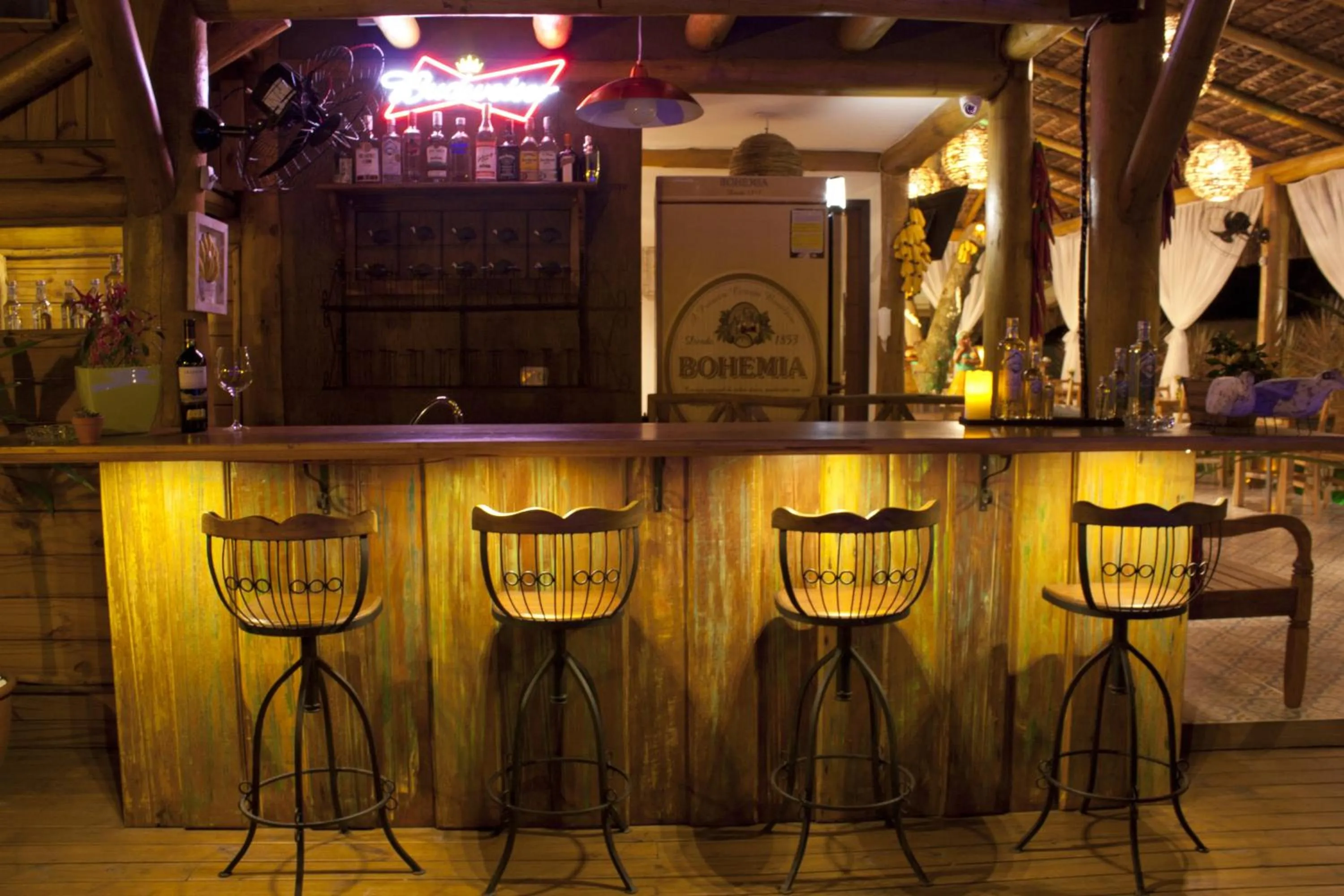 Night in Pousada de Charme Emirados