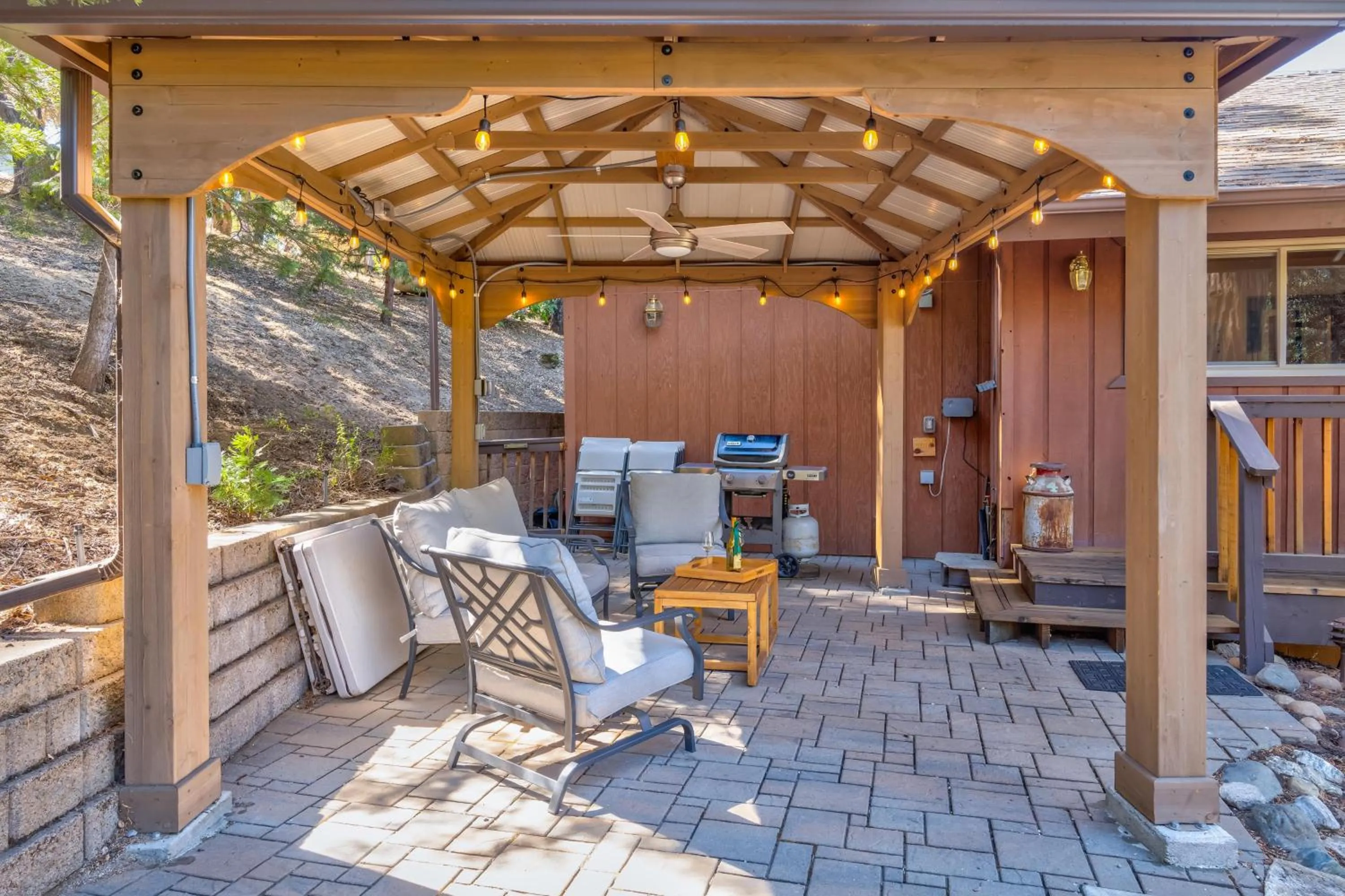 Cedar Mountain Lodge