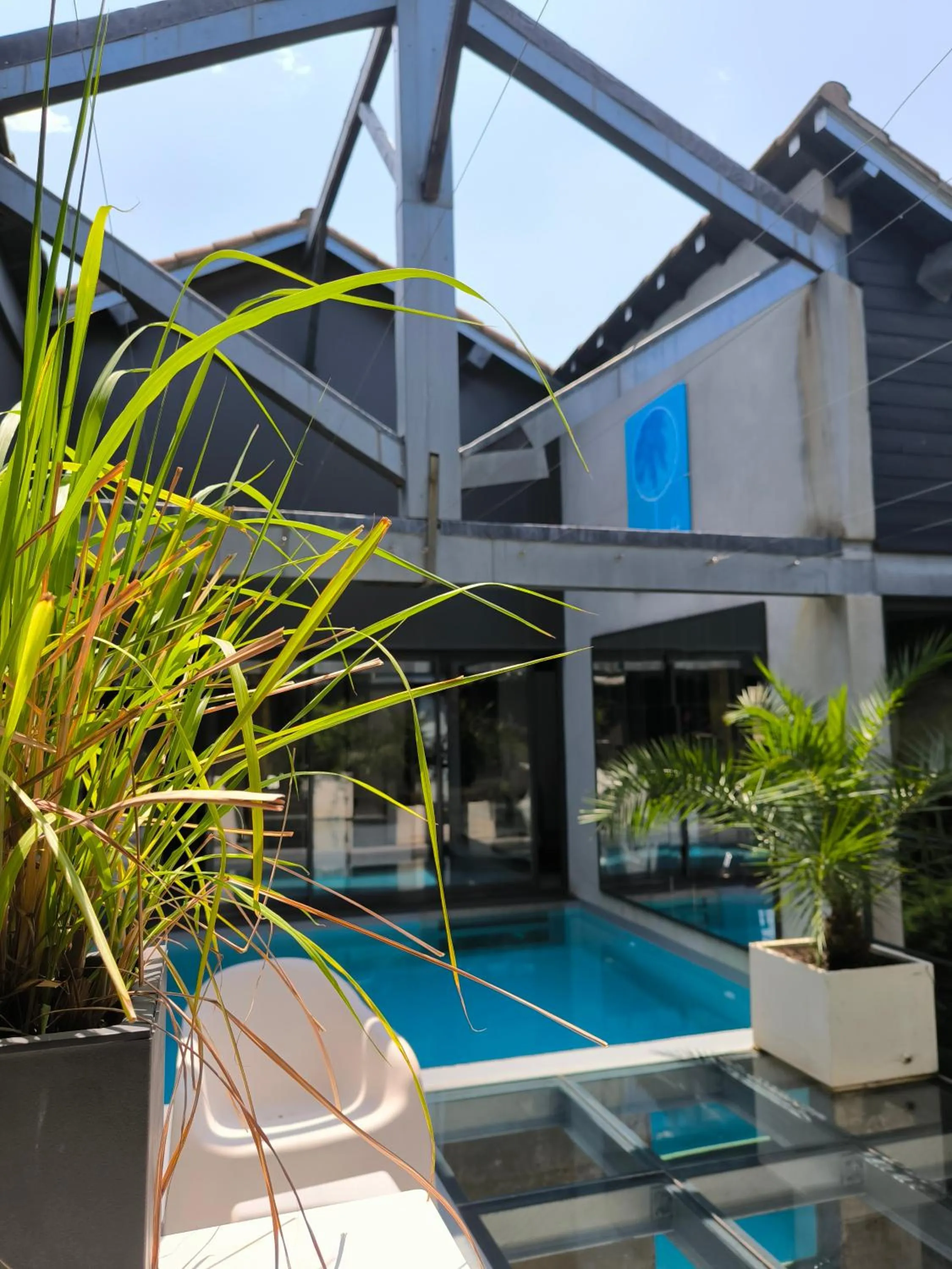 Swimming pool in Be Loft B&B Pool & Spa