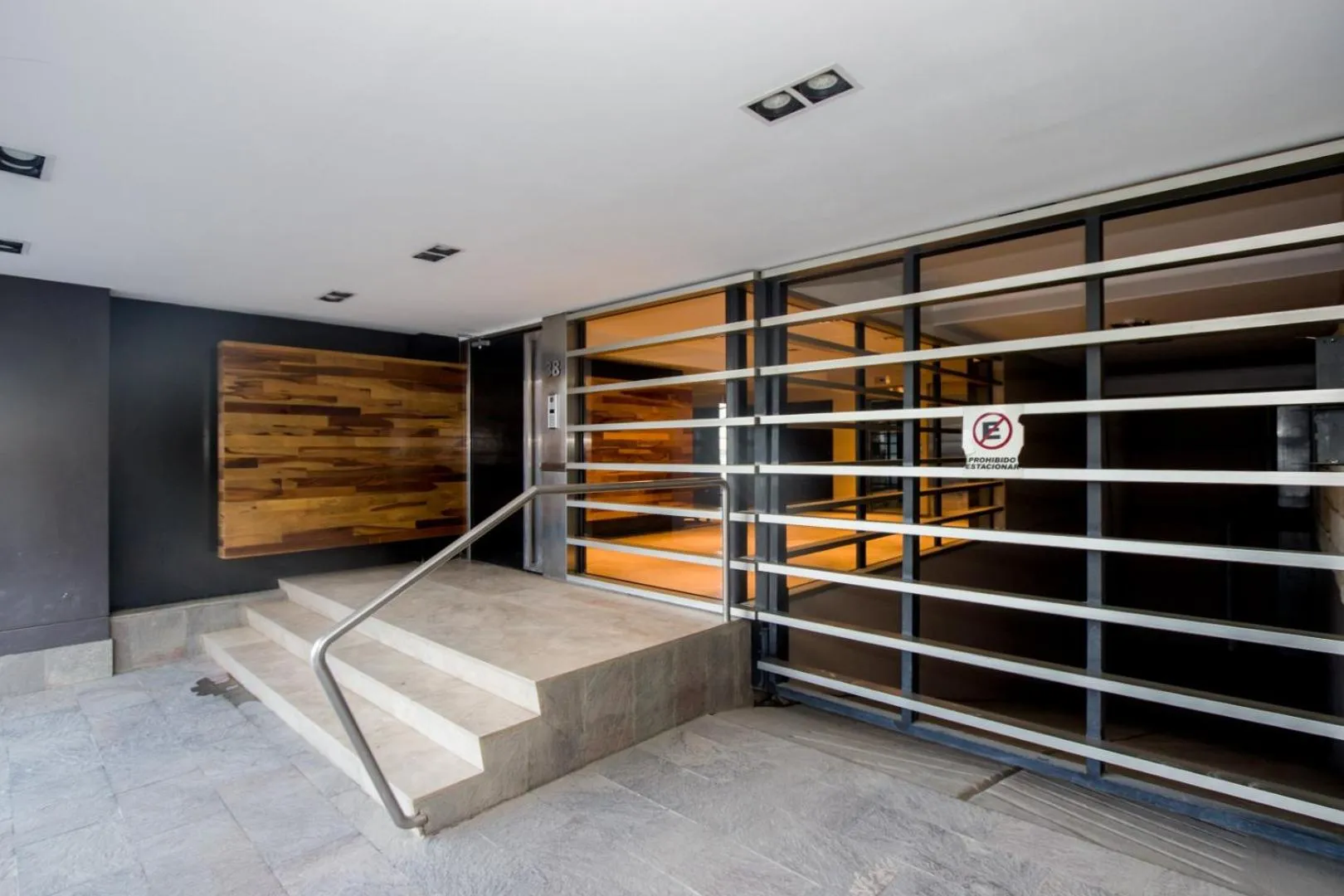 Property building in Rivadavia Apartamentos