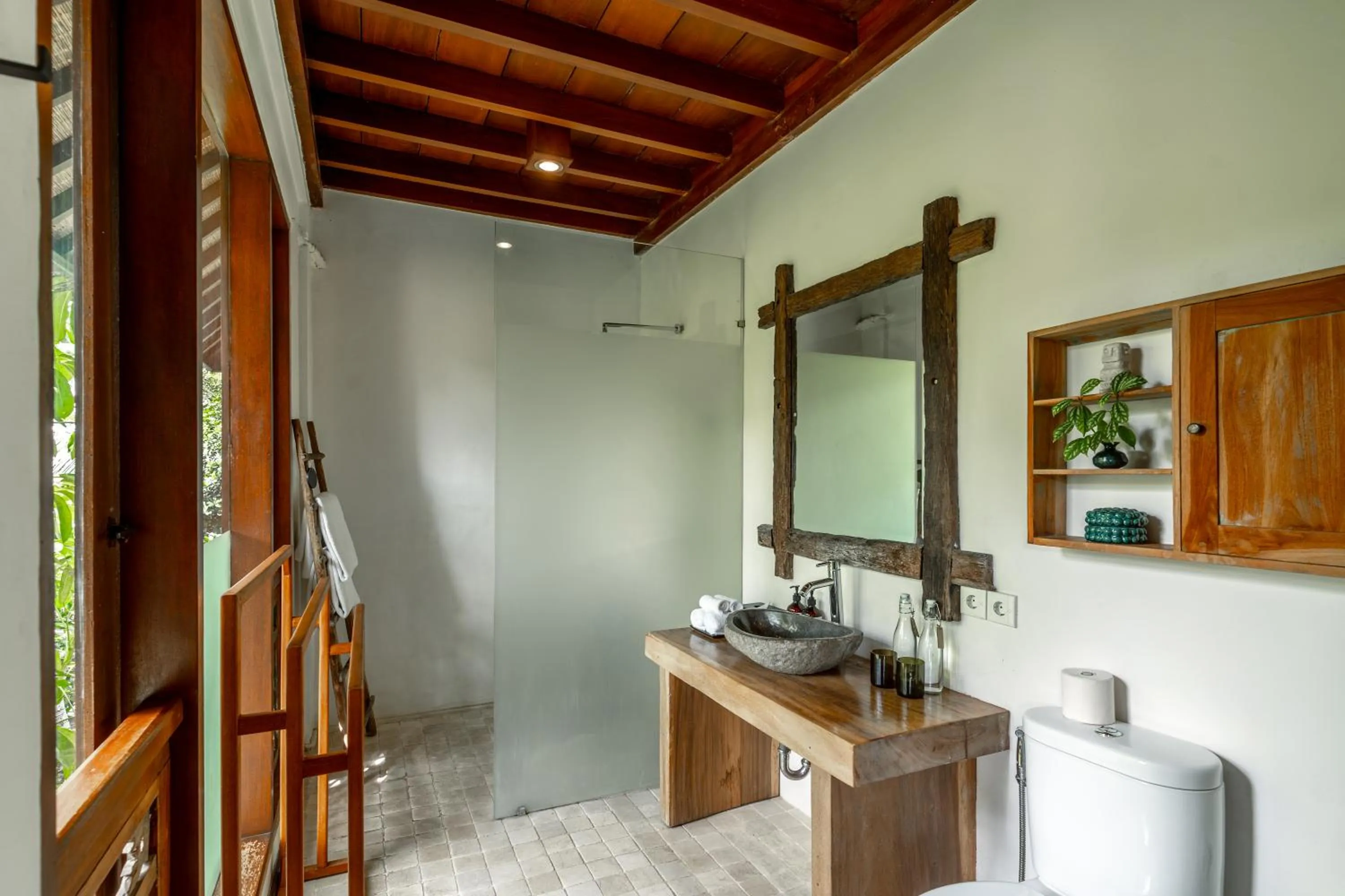 Shower in Soulshine Resort Ubud, Bali
