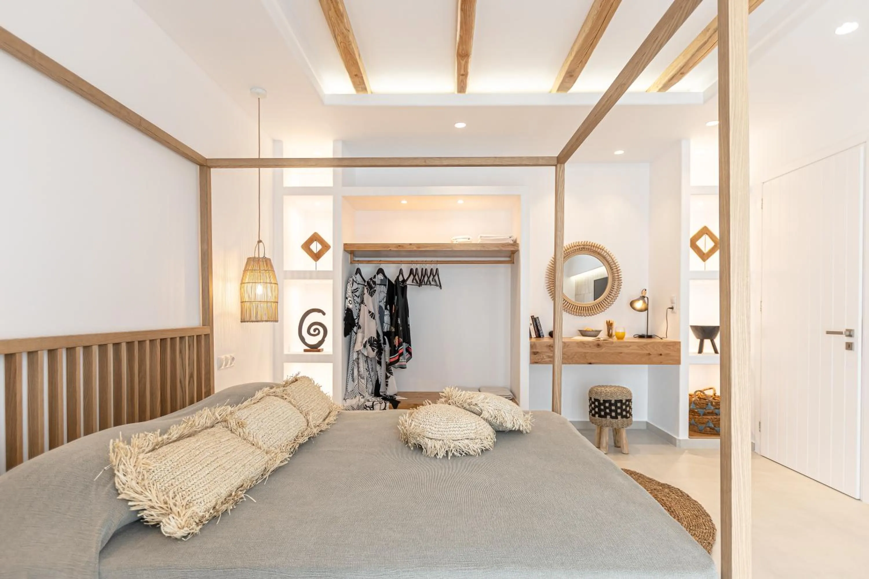 Bed in Sea & Olives Suites Hotel and Villas