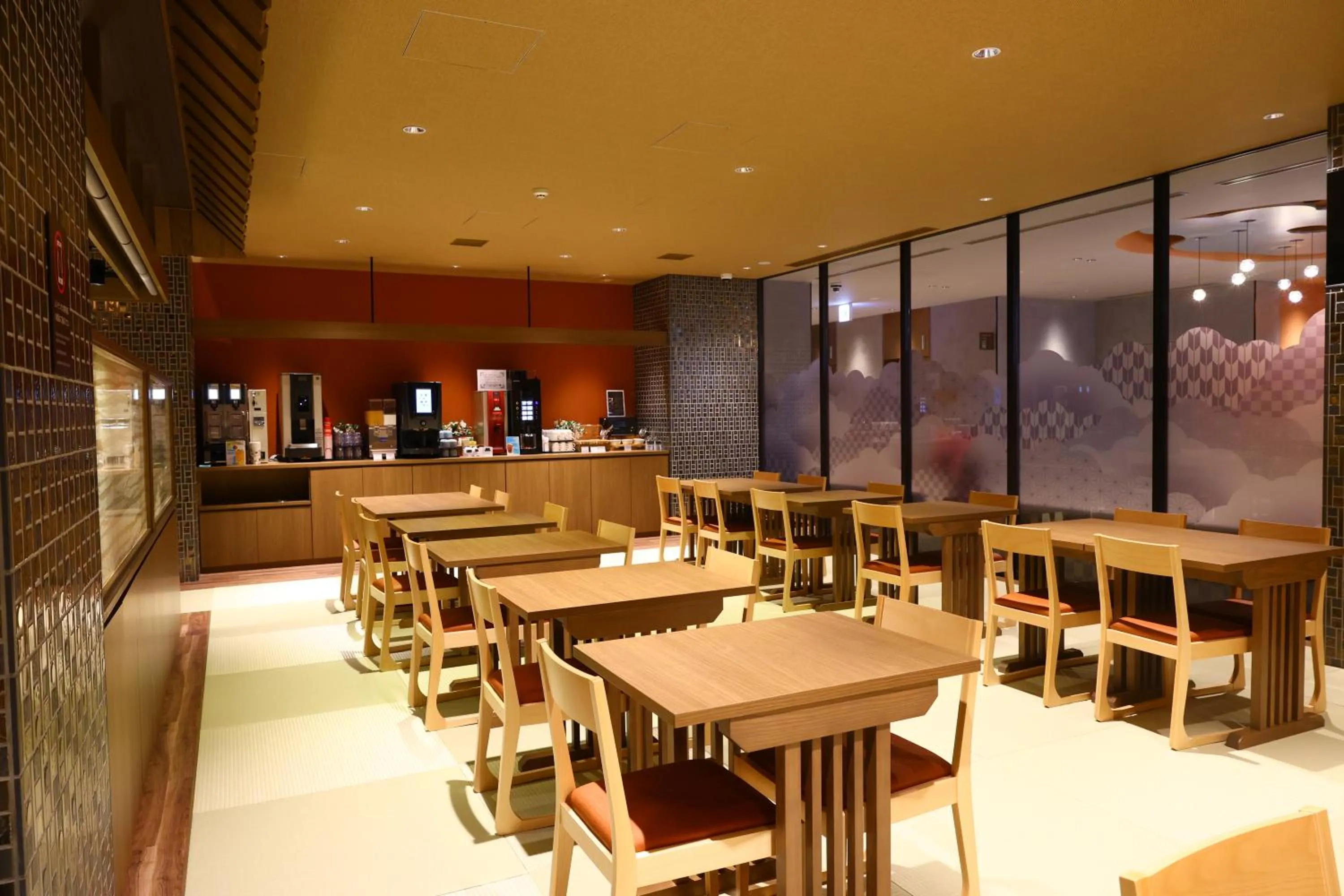 Restaurant/places to eat in Dormy Inn Express Unnan Natural Hot Spring