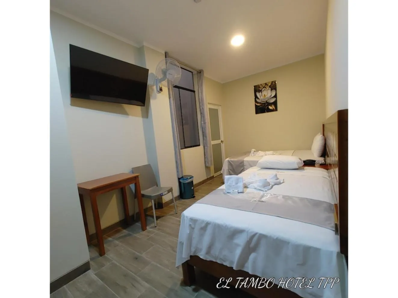 Photo of the whole room, Bed in Hotel El Tambo de Tarapoto-Perú