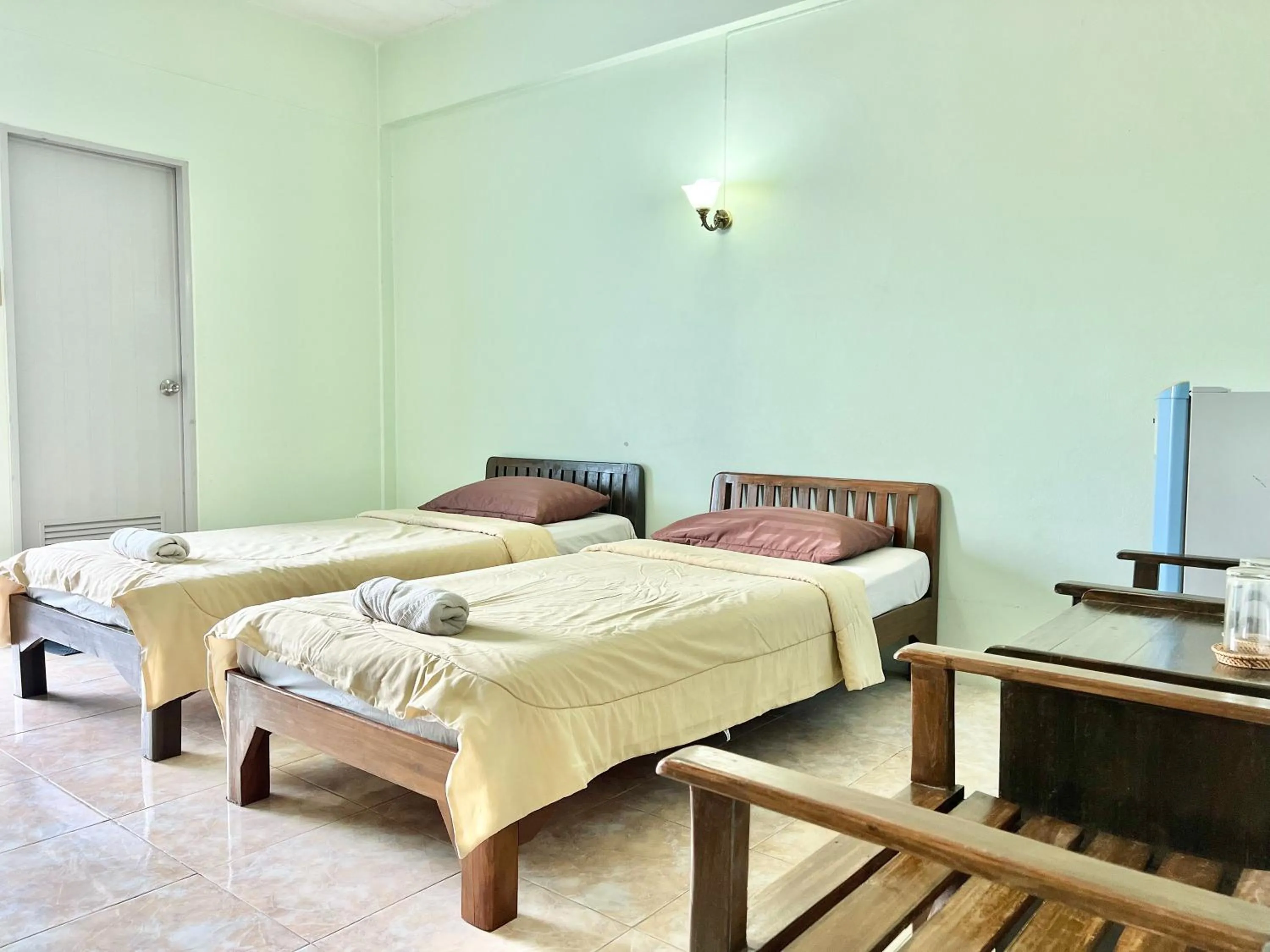 Bedroom, Bed in Sunshine Place Udon