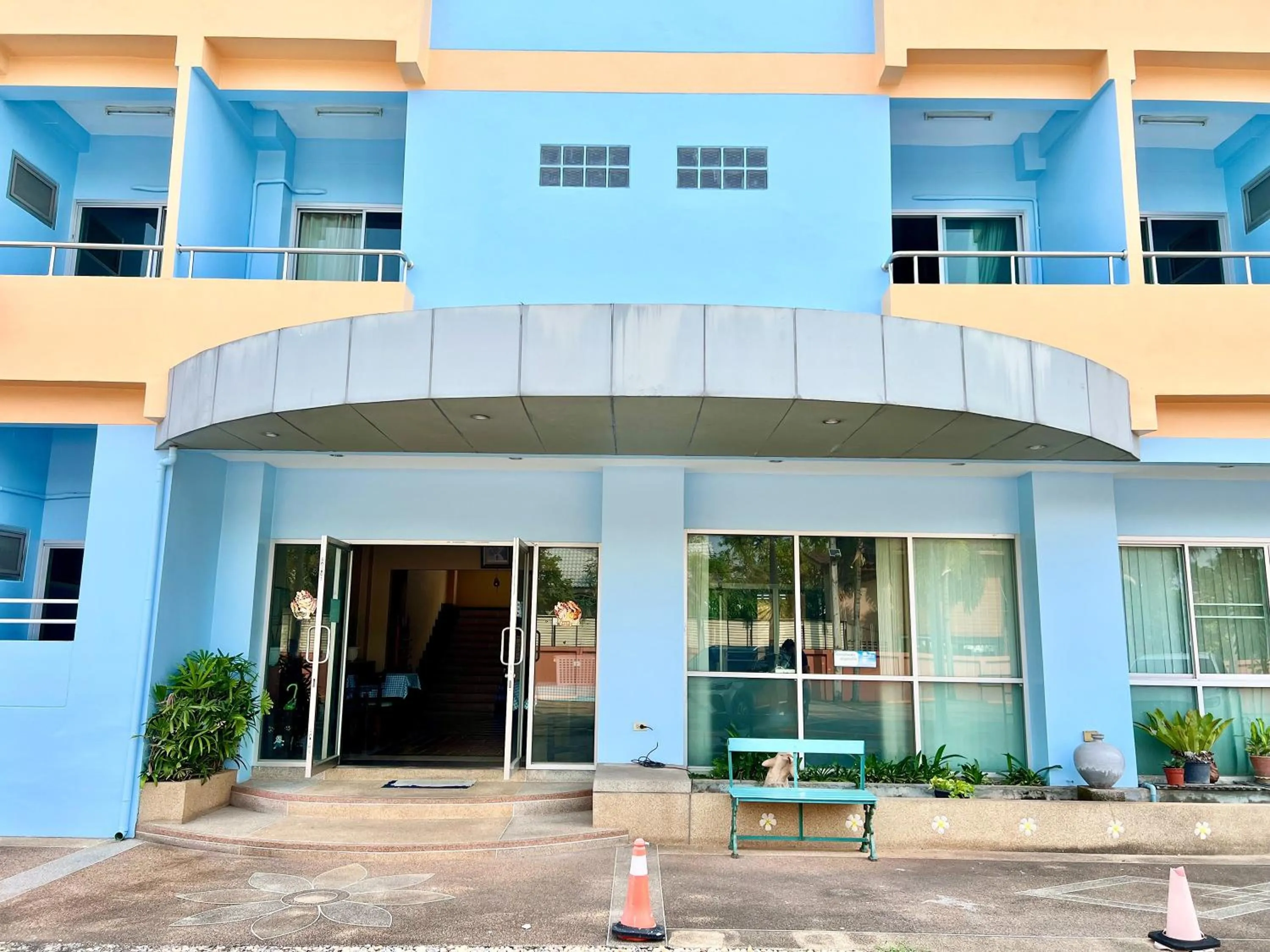 Property building in Sunshine Place Udon