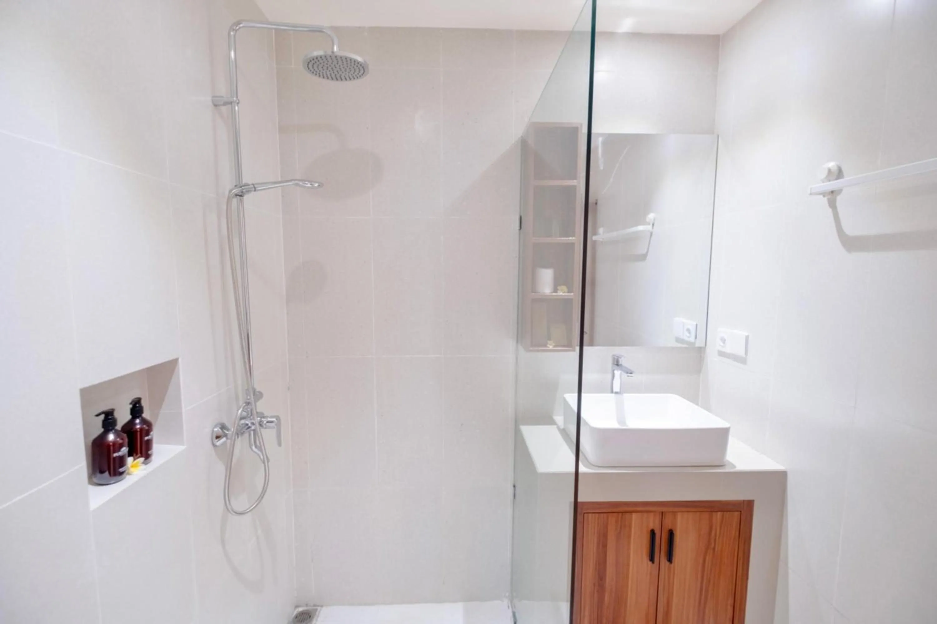 Bathroom in Puri Kaja House