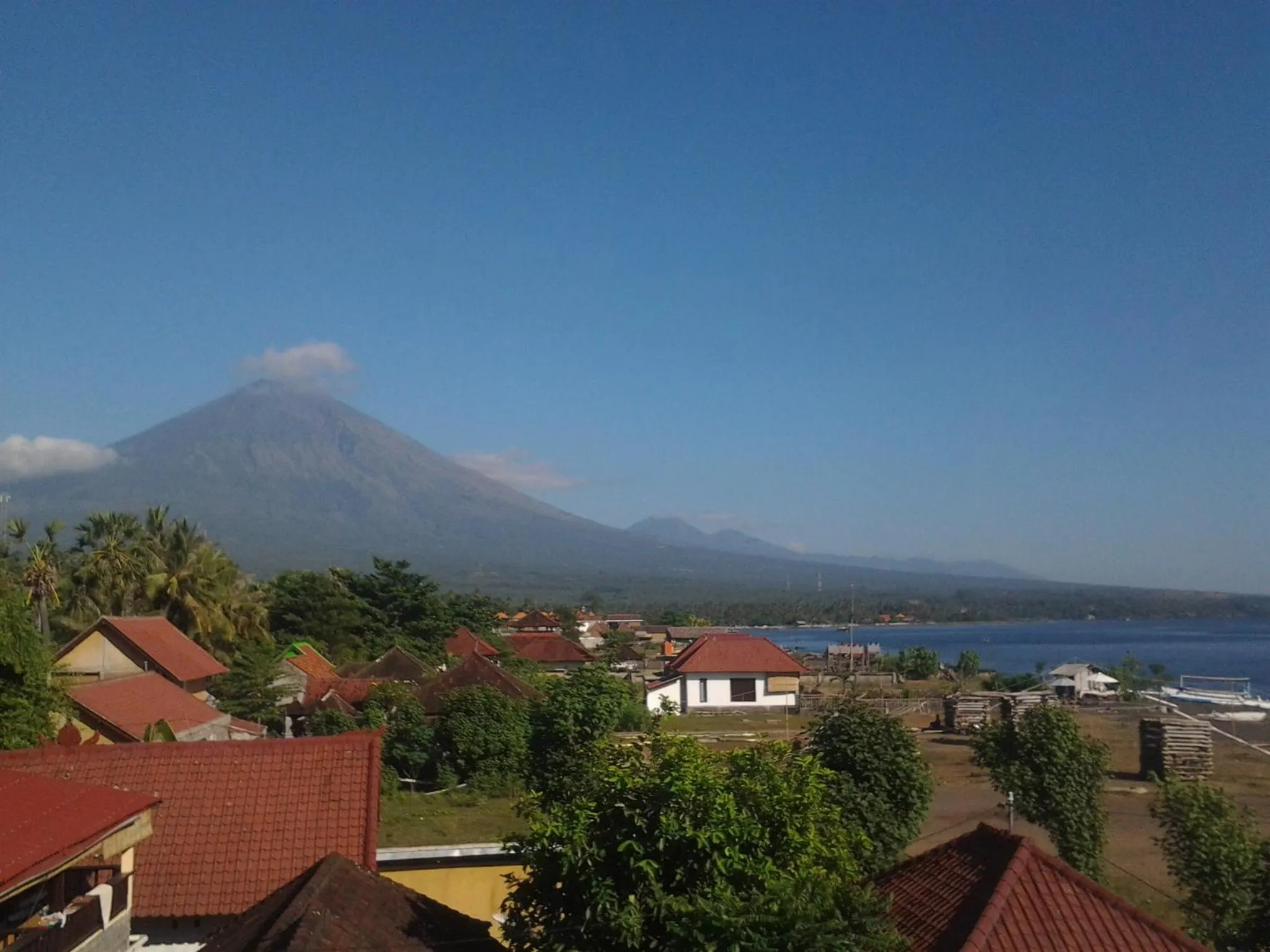 Mountain view in Sony Home Stay