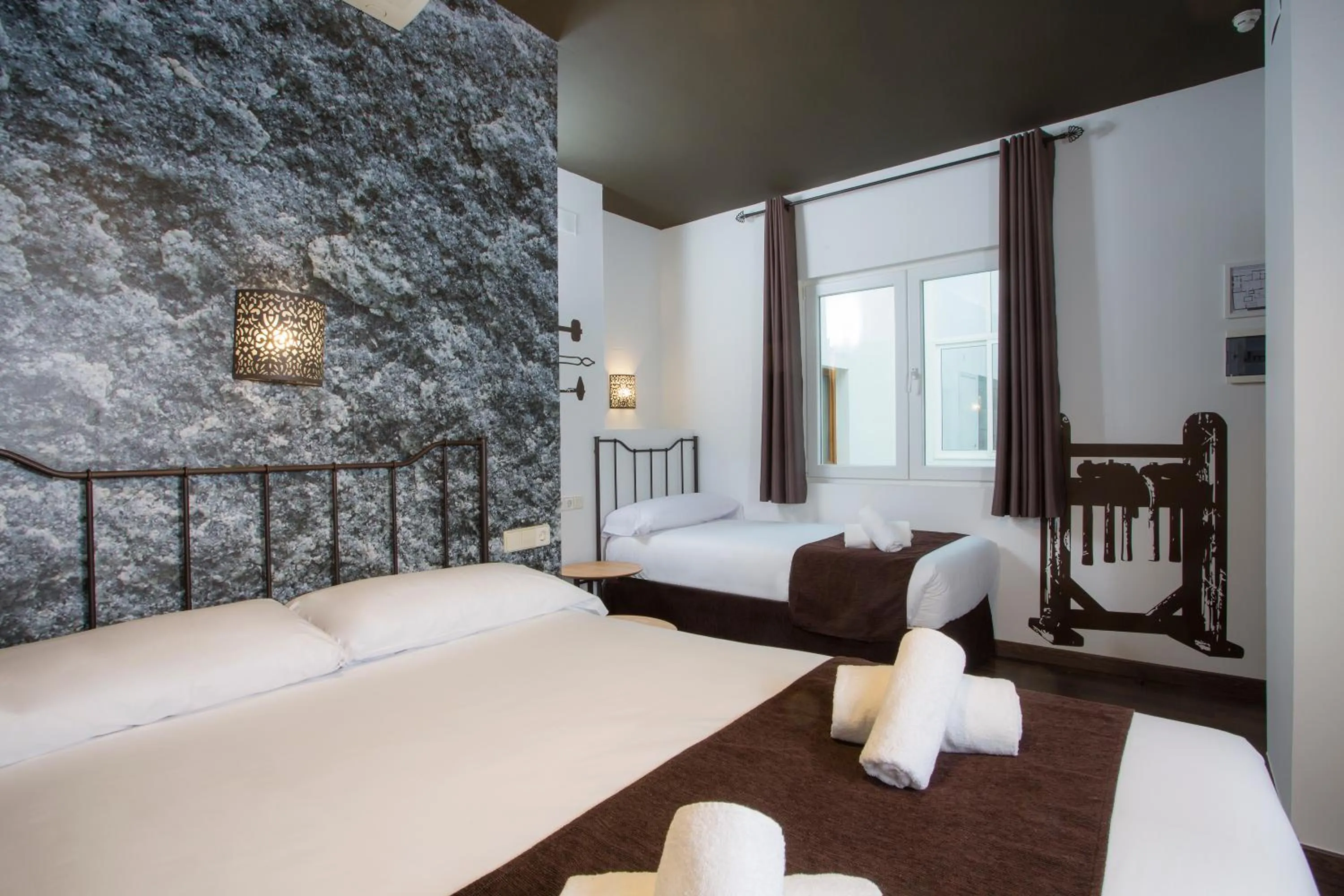 Bedroom in Casual Don Juan Tenorio Sevilla