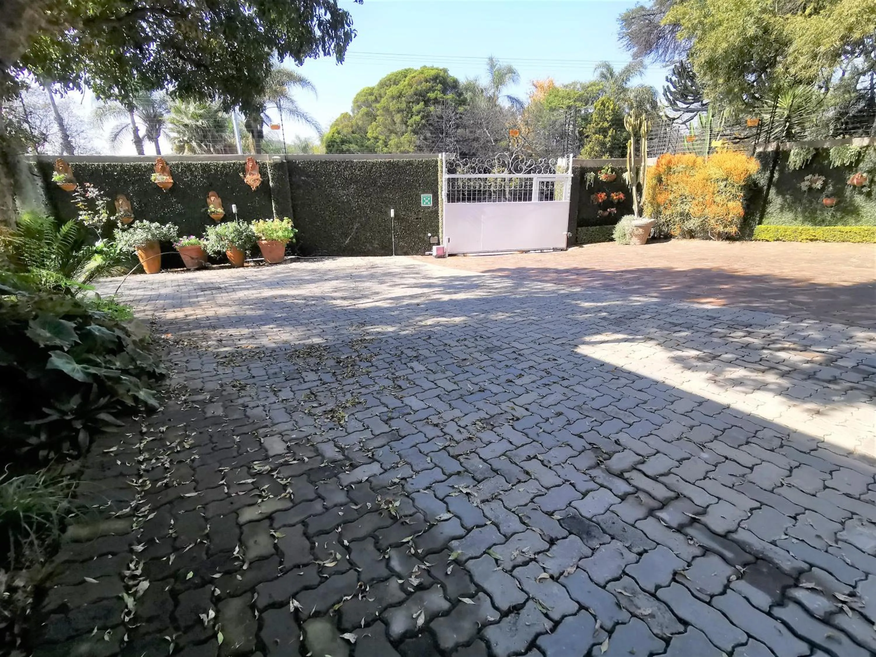 Property building in At 98 on Lynburn Guest House