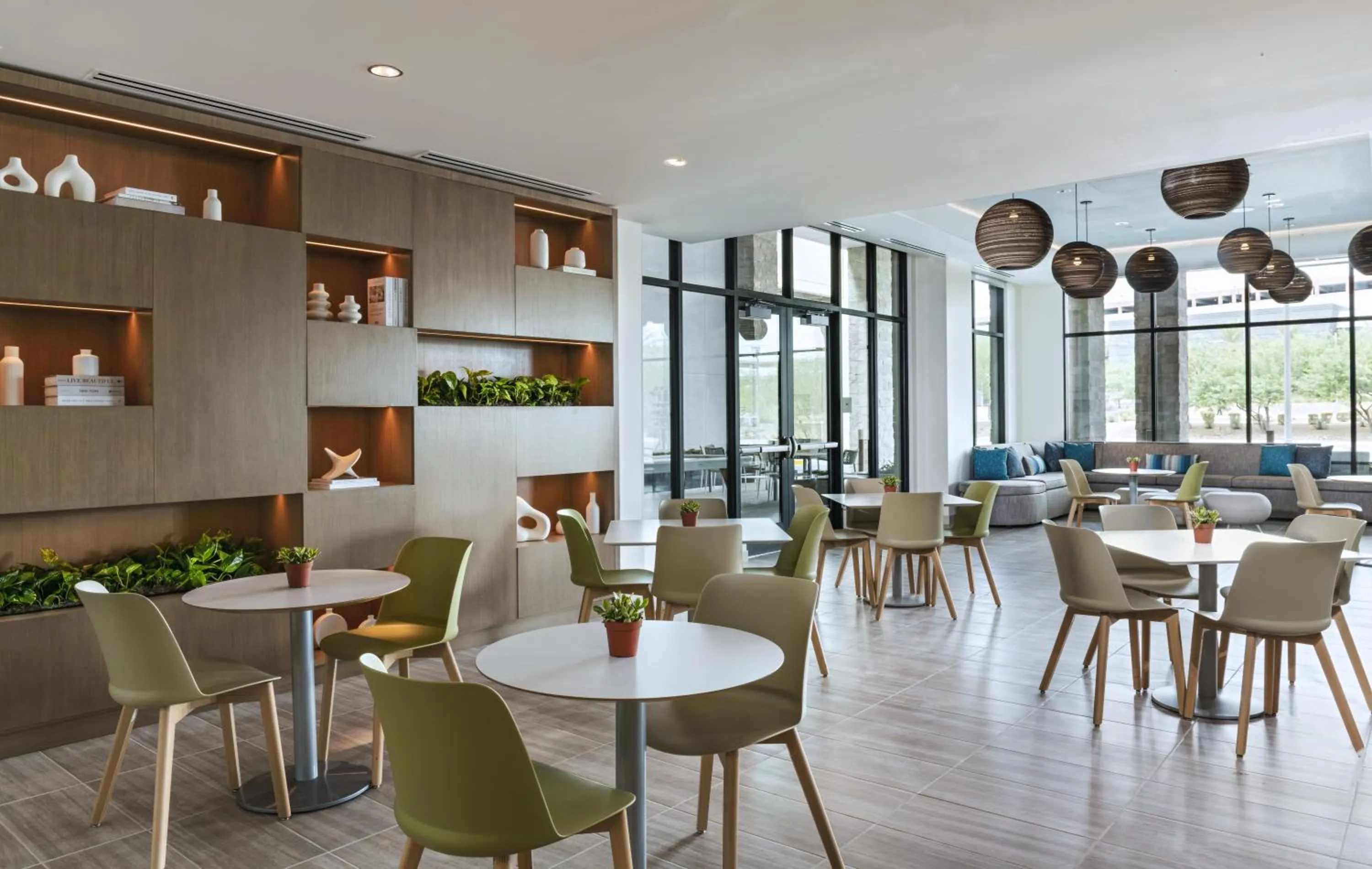 Restaurant/places to eat in Element Las Vegas Symphony Park