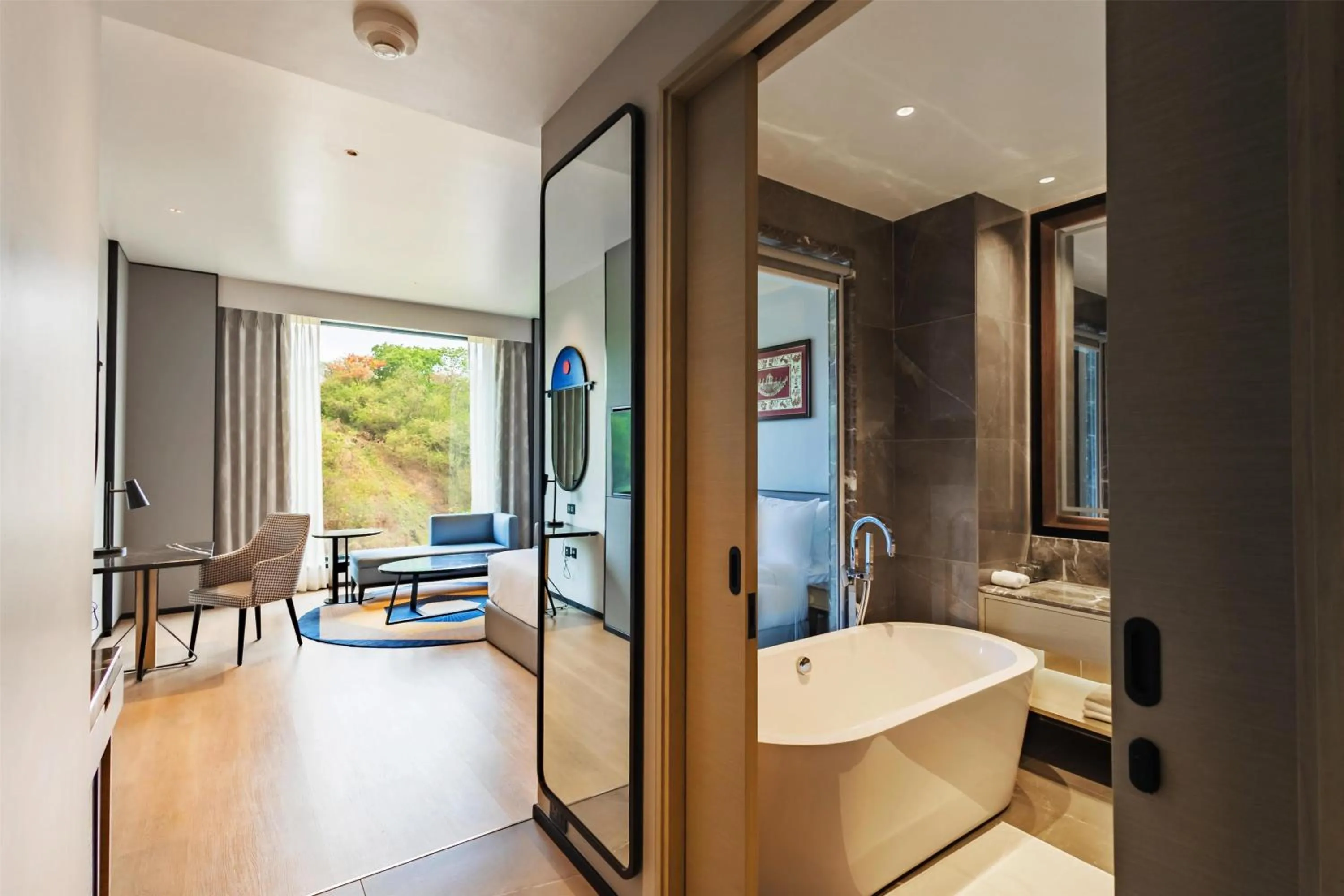 Bedroom in Radisson Hotel Jamshedpur