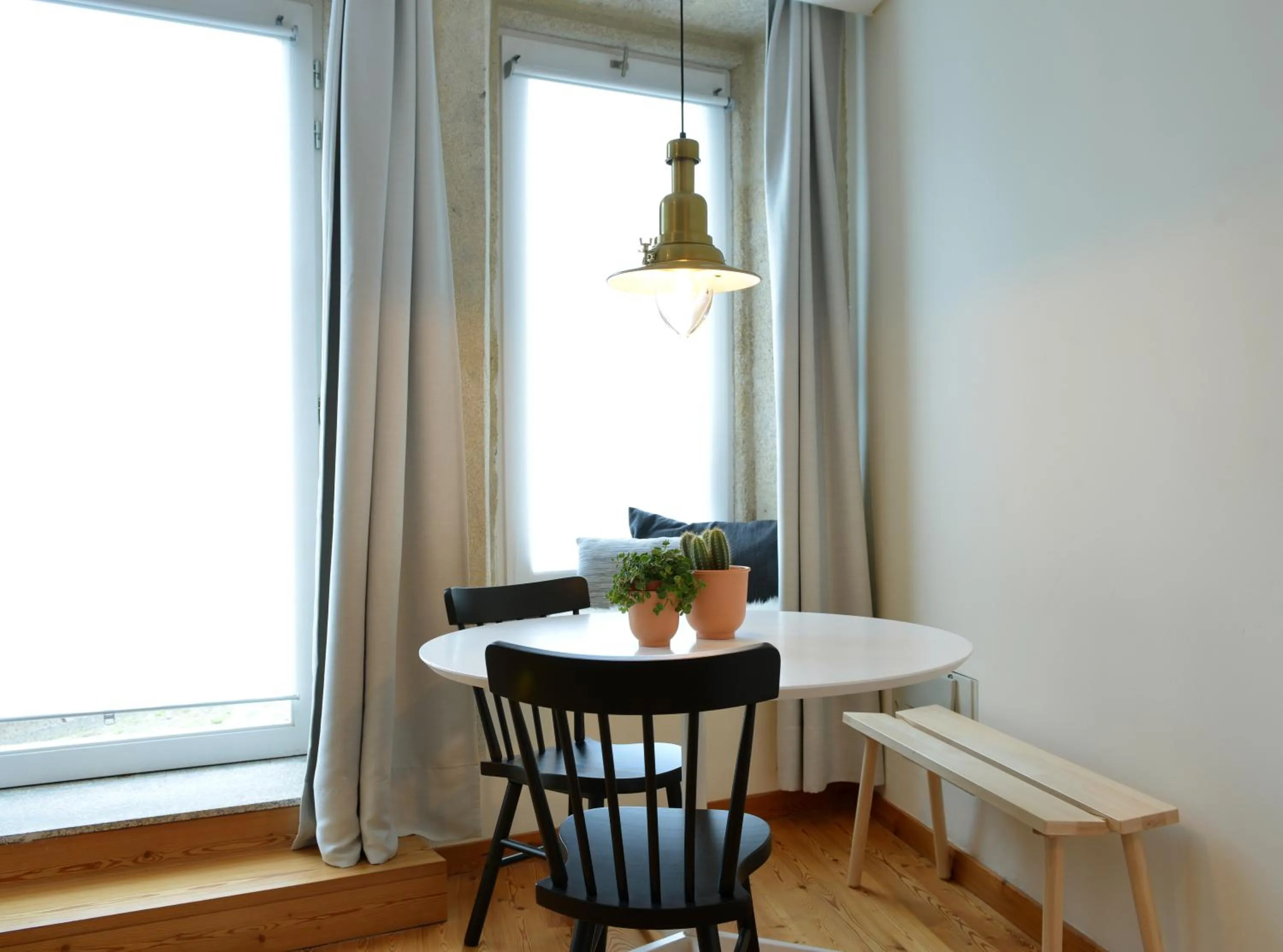 Dining area in Spot Apartments Sao Bento