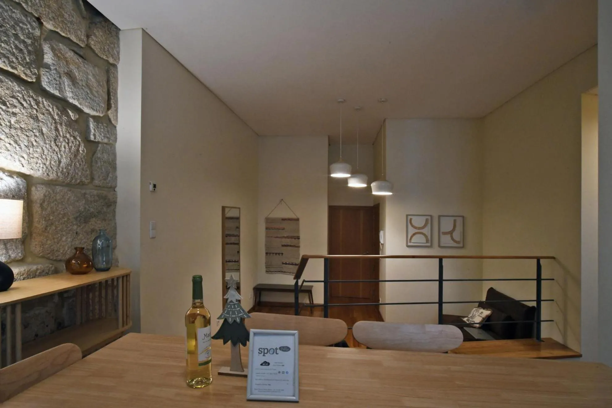 Dining area in Spot Apartments Sao Bento