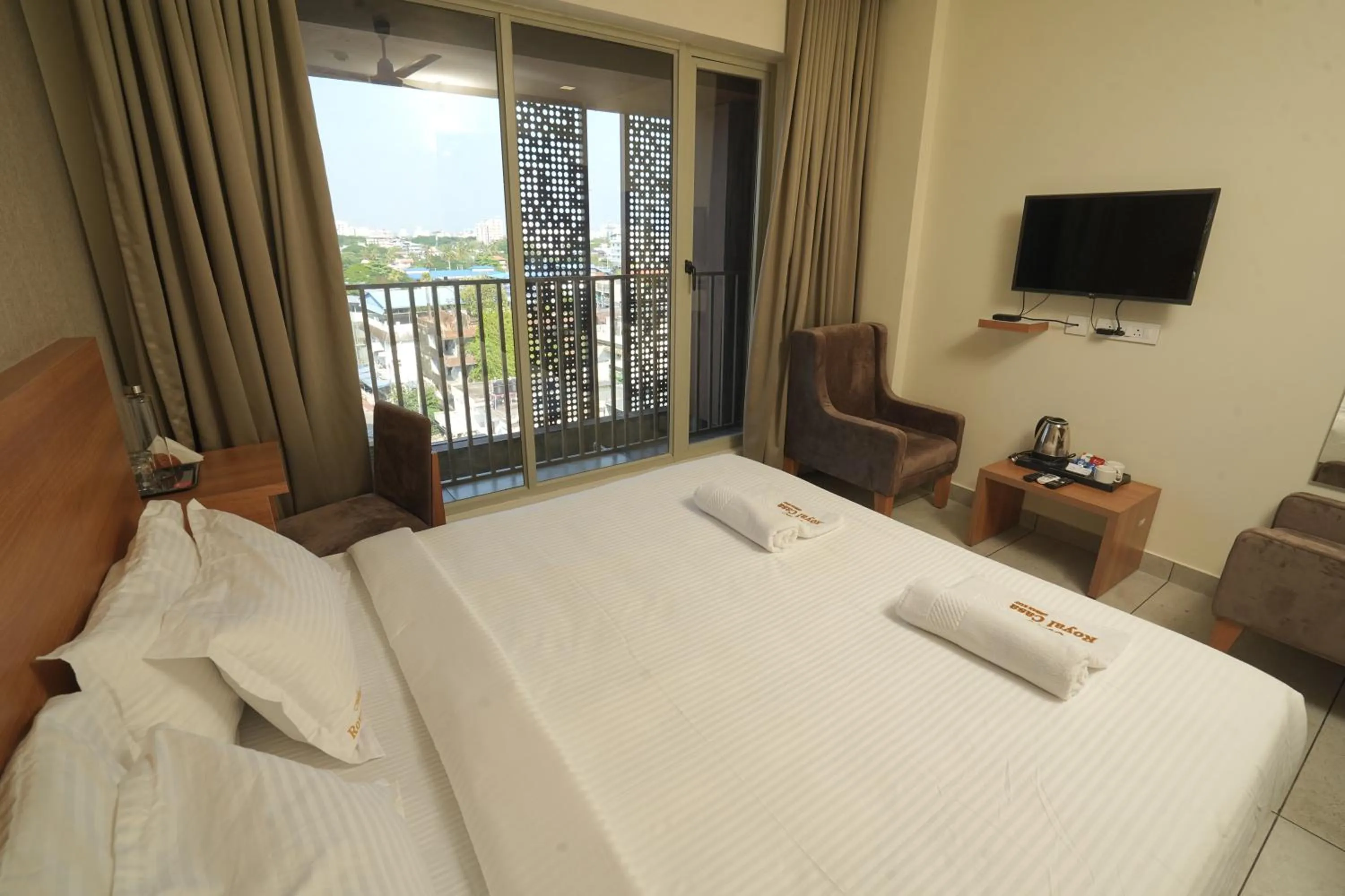 Photo of the whole room, Bed in Royal Casa Cochin