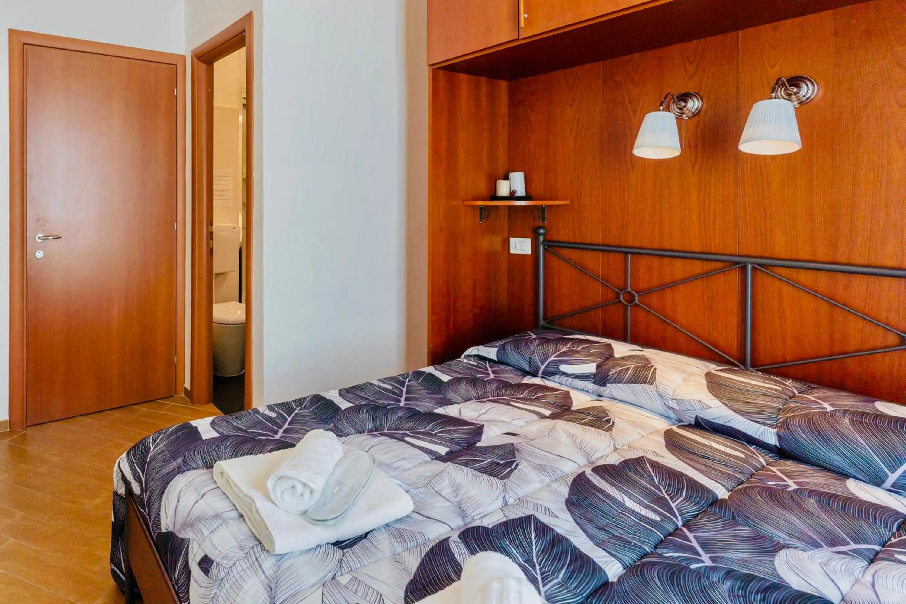 MICLAD Colosseum Guest House