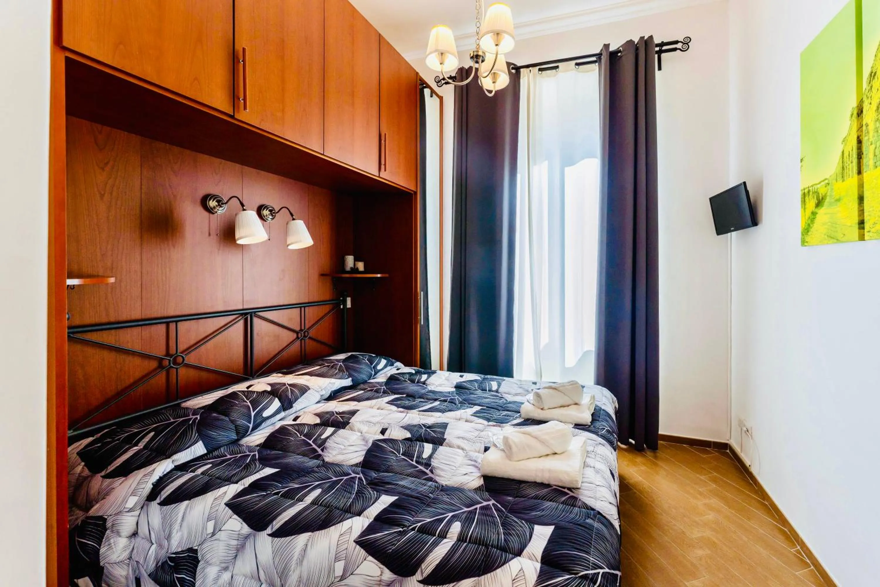 MICLAD Colosseum Guest House