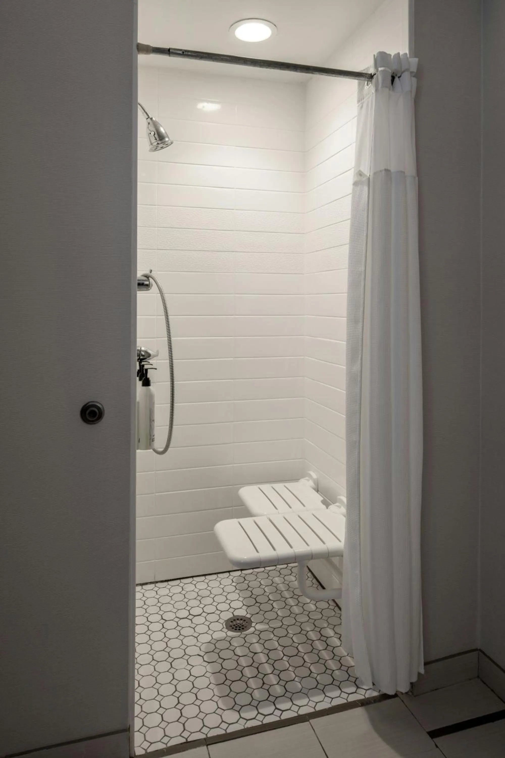 Bathroom in Fairfield Inn & Suites by Marriott Atmore