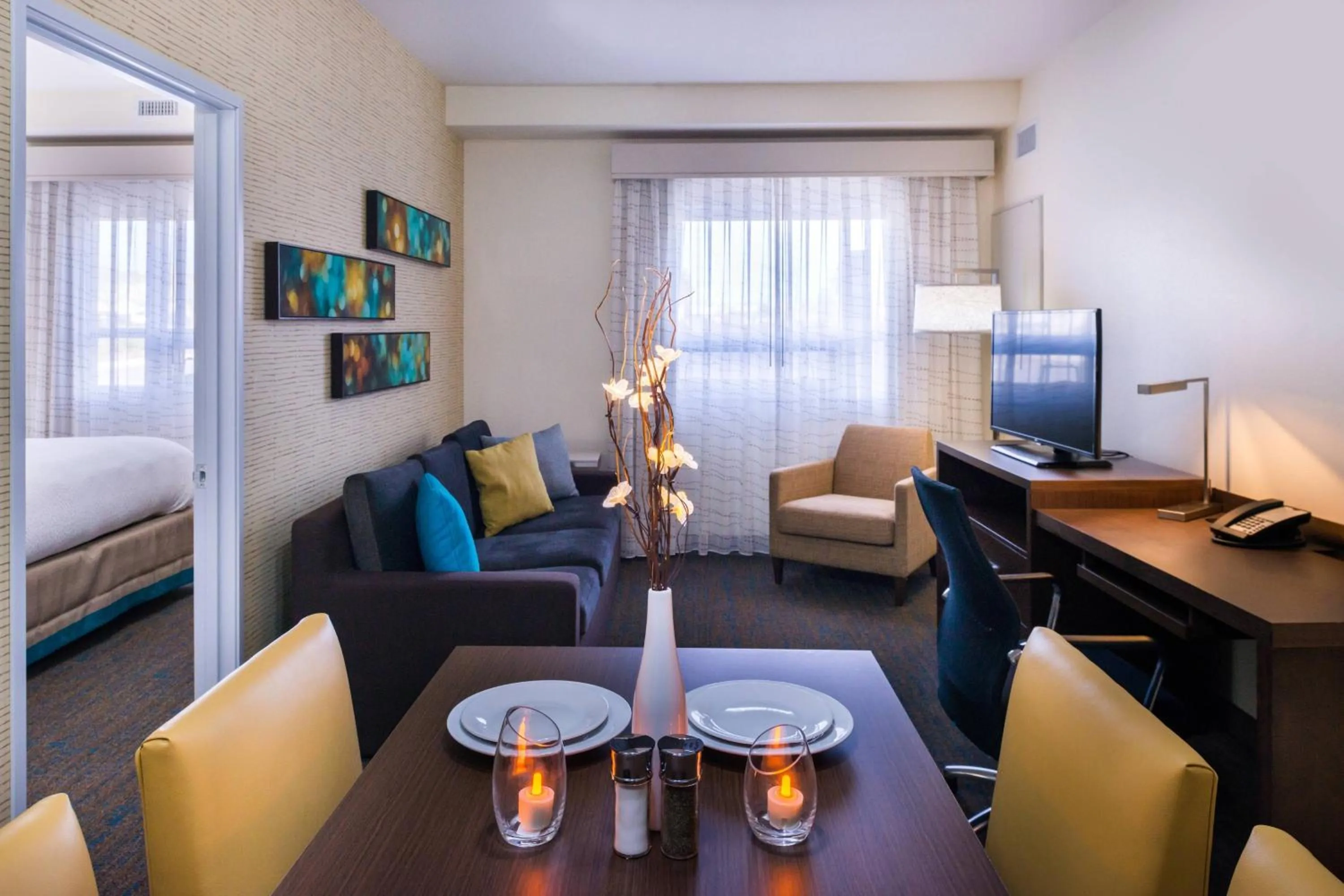 Living room, Bed in Residence Inn by Marriott Temecula Murrieta